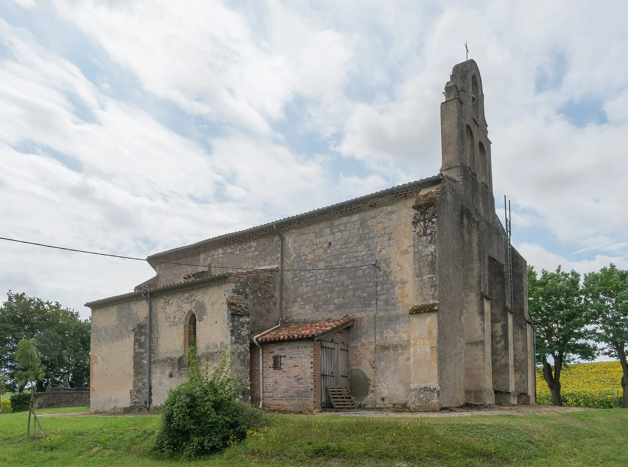 Photo showing: Saint Michael church in Bertre, Tarn, France