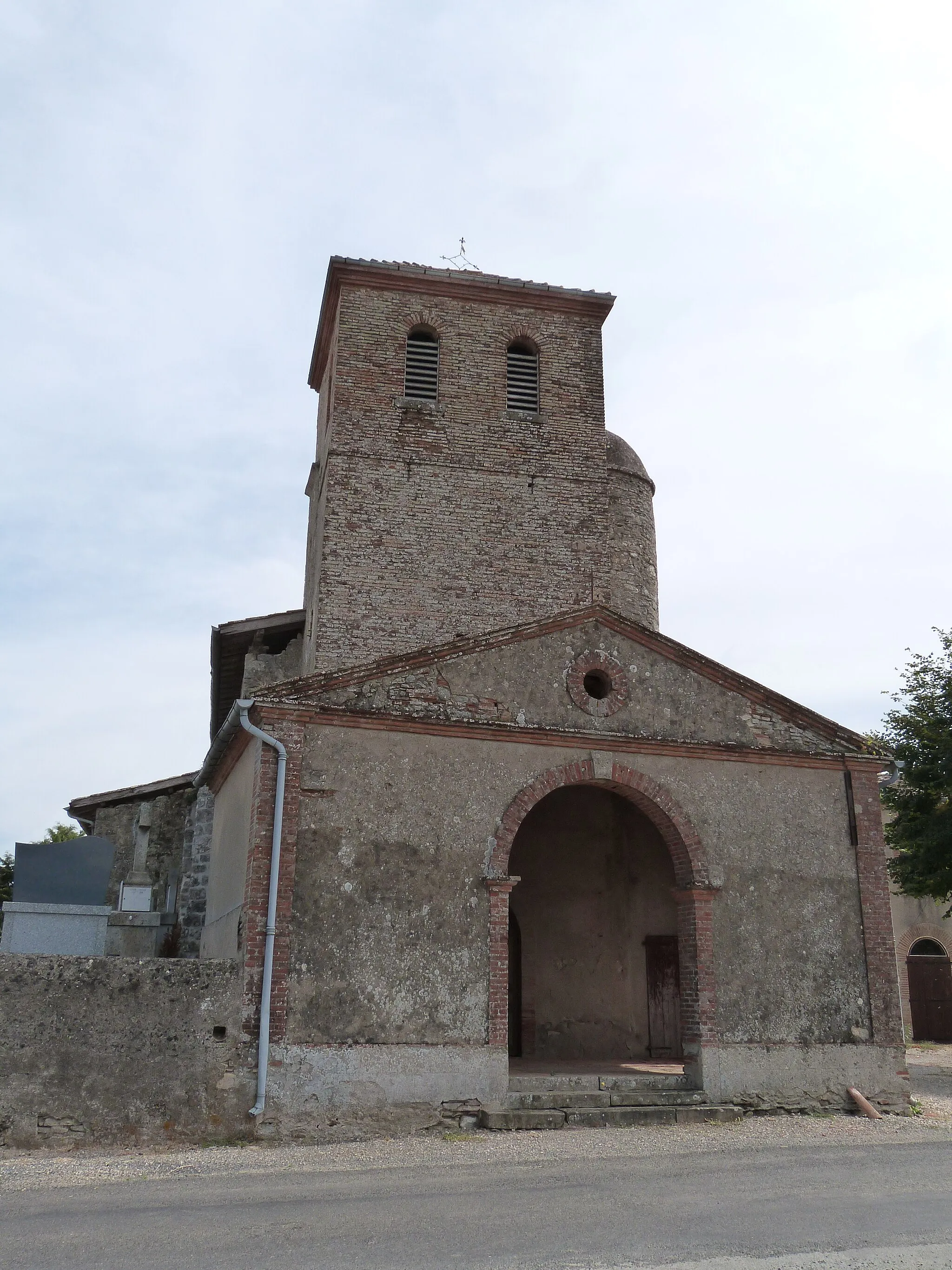 Photo showing: Église Saint-Jean-Baptiste de Gabriac