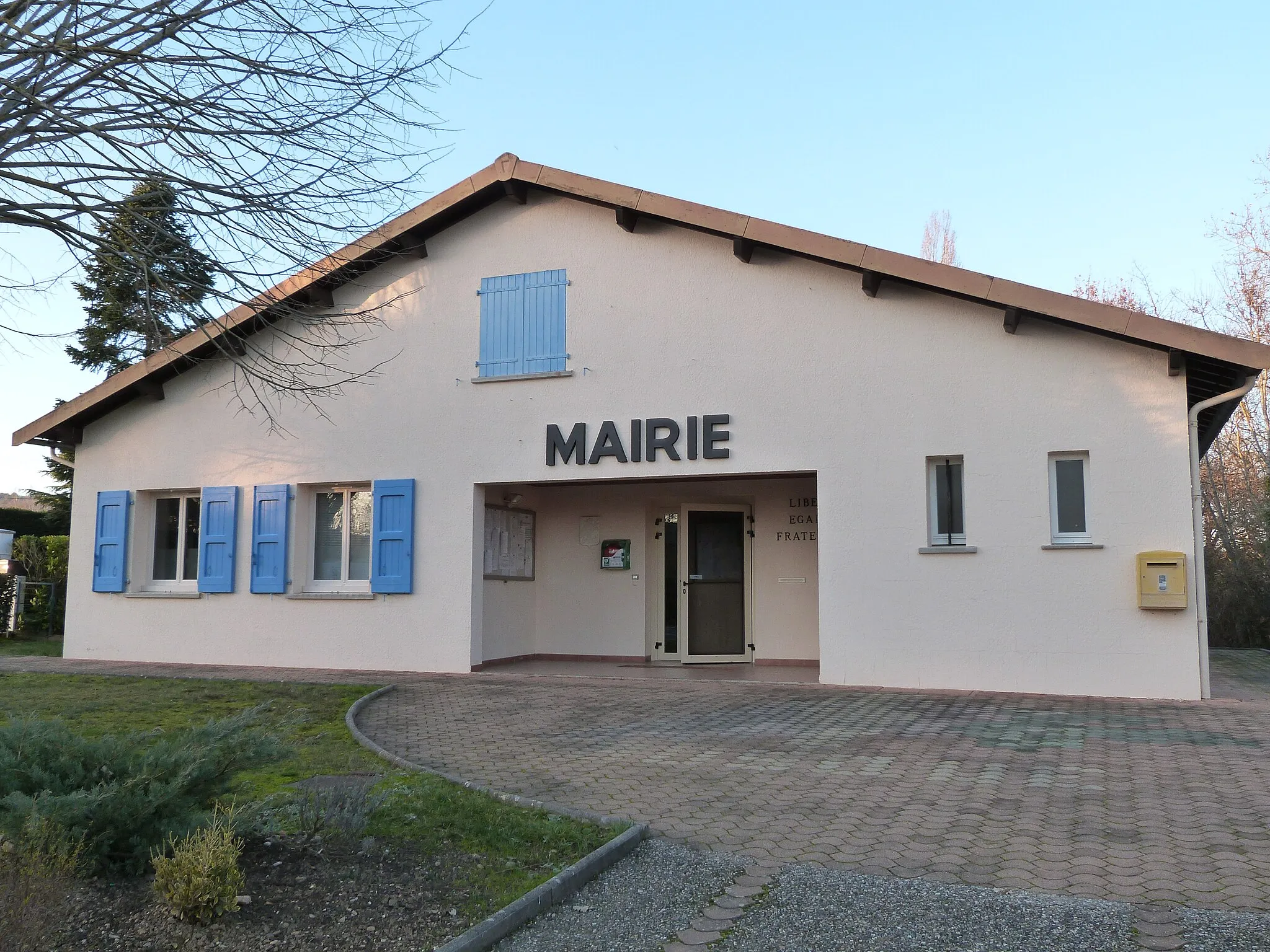 Photo showing: Mairie de Busque (Tarn, France)