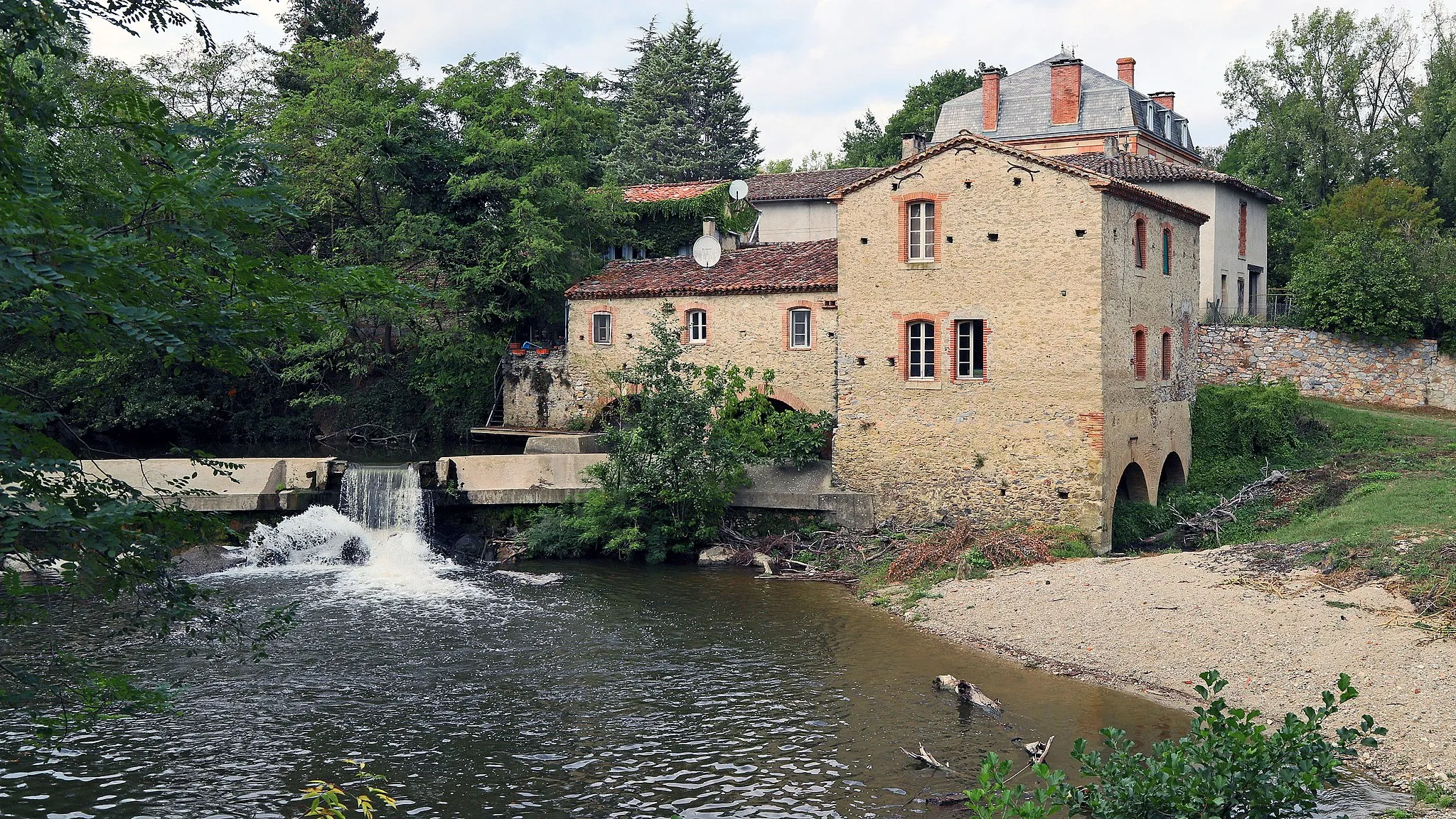 Photo showing: Le moulin sur le Sor