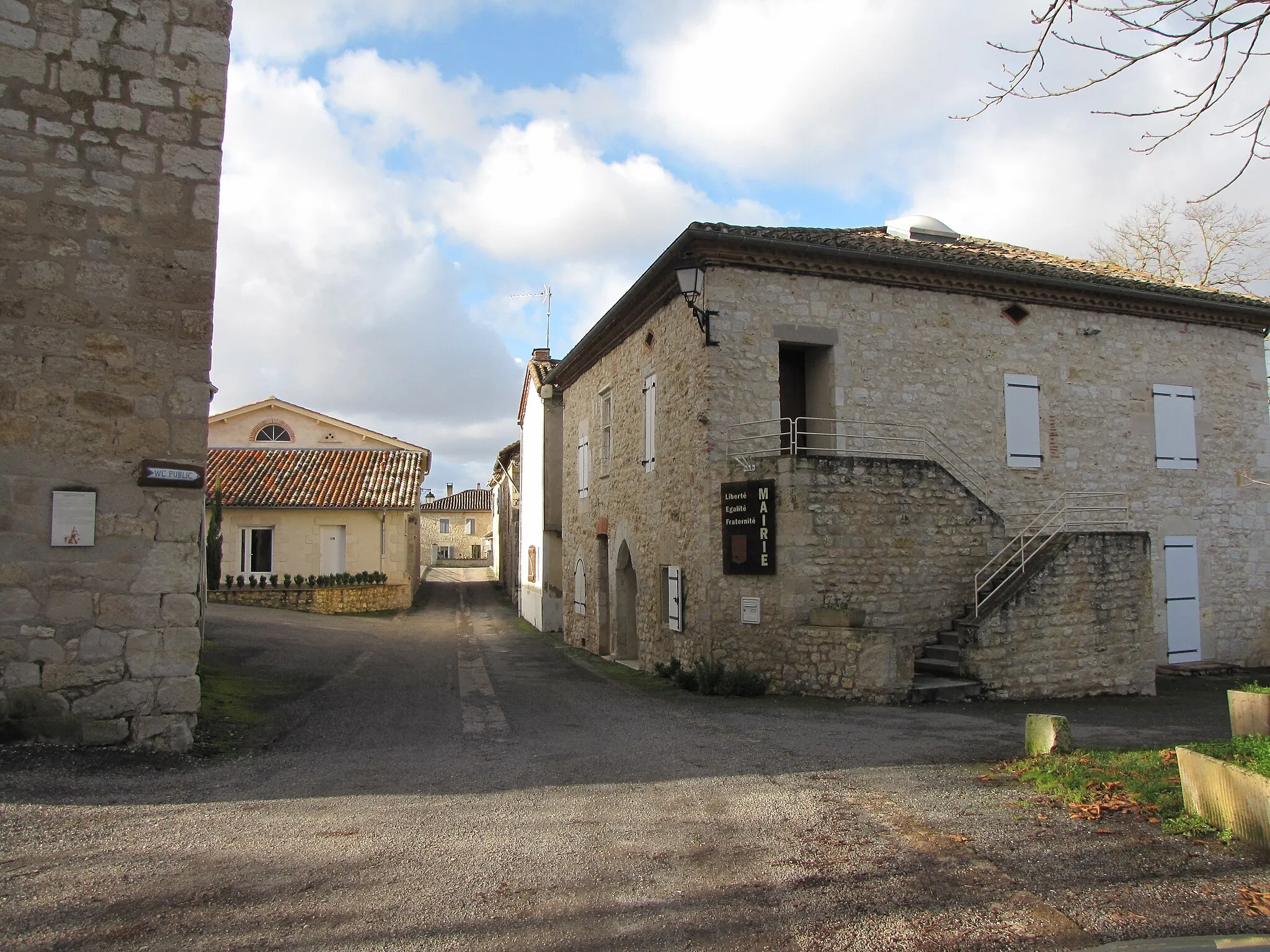 Photo showing: Fayssac, mairie