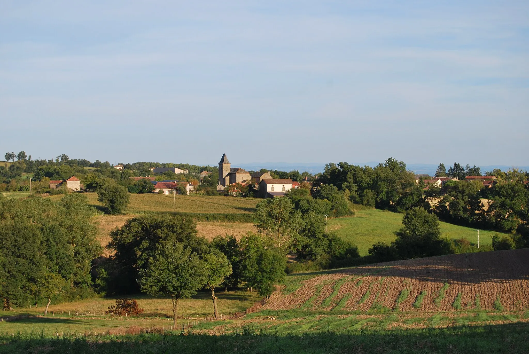 Photo showing: Le village