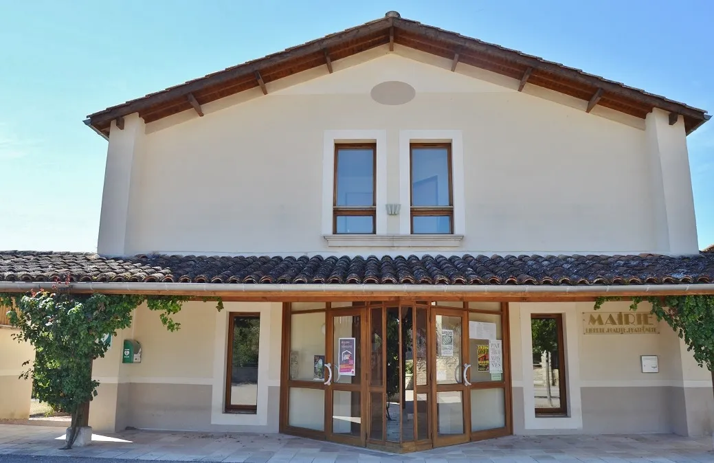 Photo showing: la Mairie