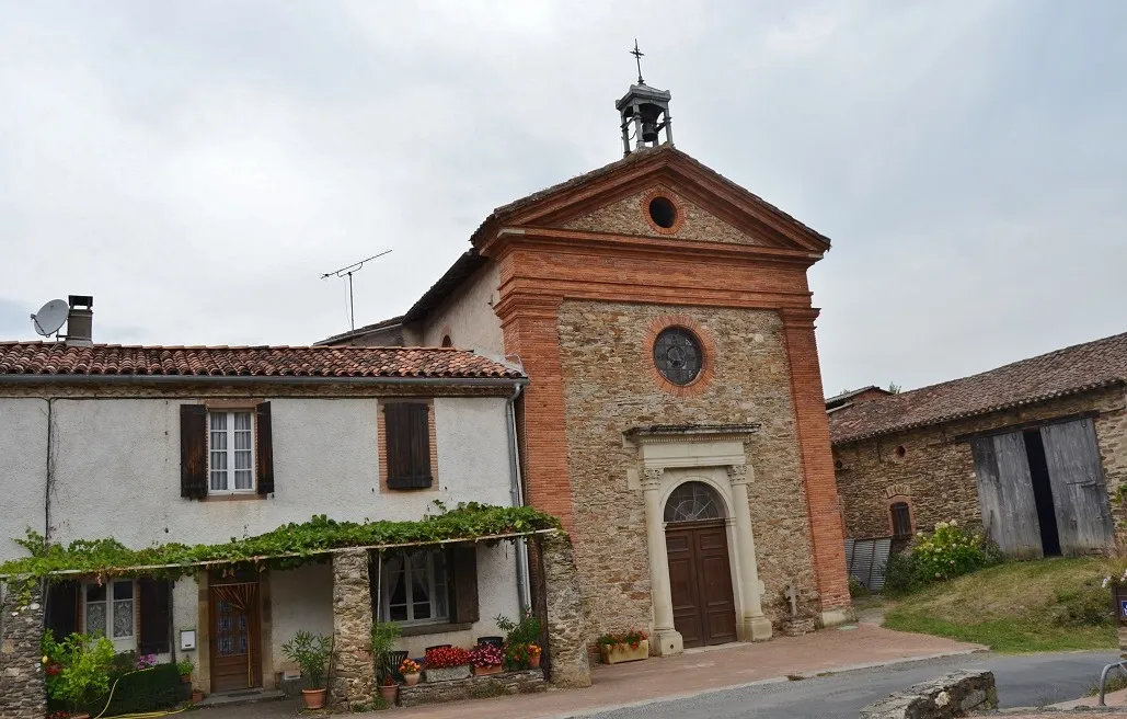 Photo showing: église Saint Pierre-es-lien