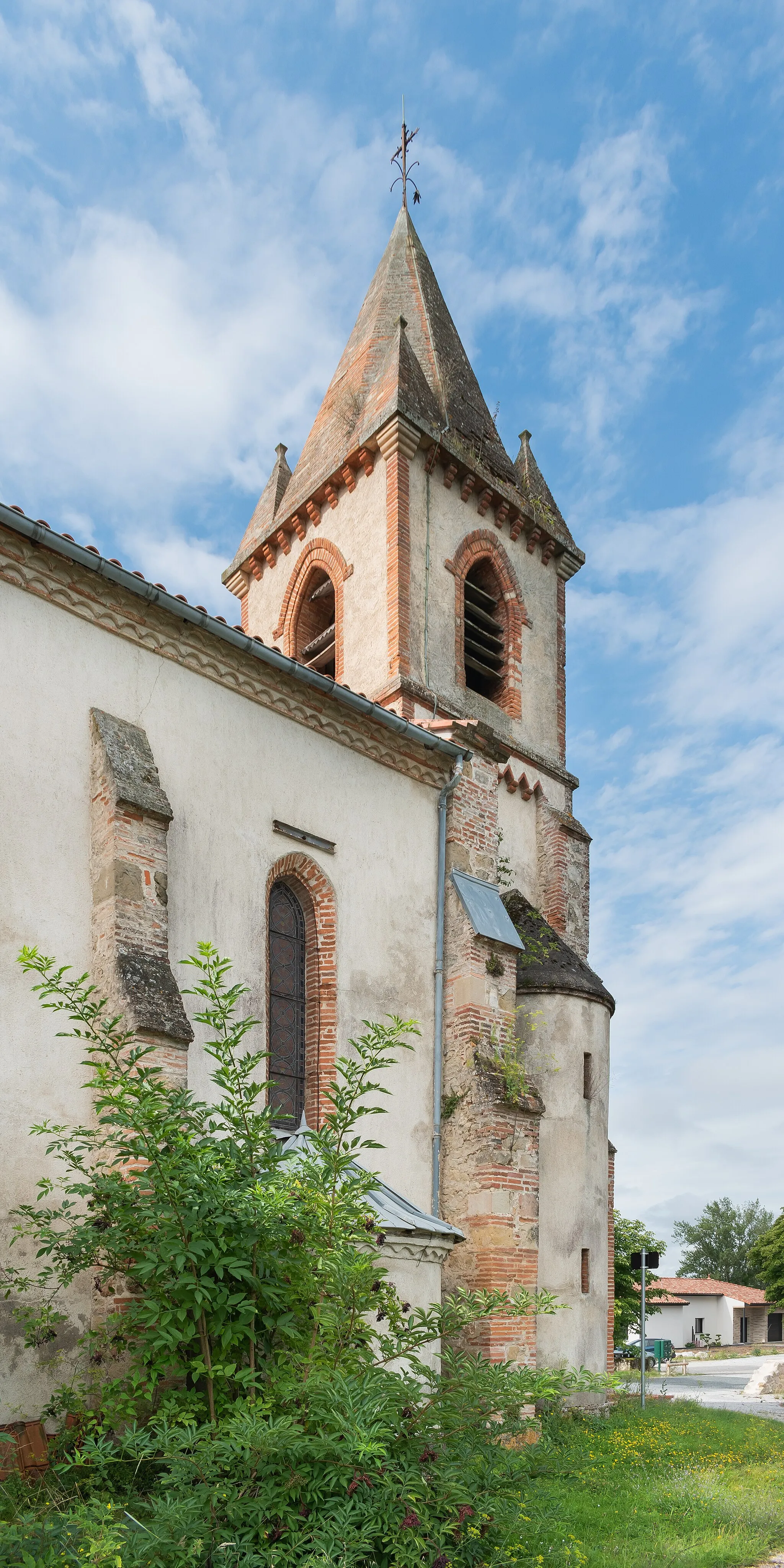 Photo showing: Saint Hilarius church in Pratviel, Tarn, France