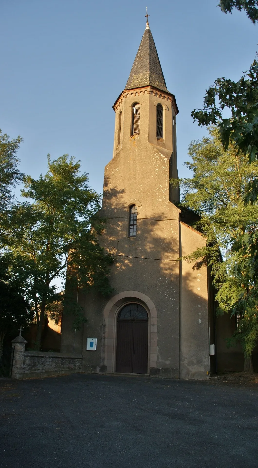 Photo showing: église Saint Cyr