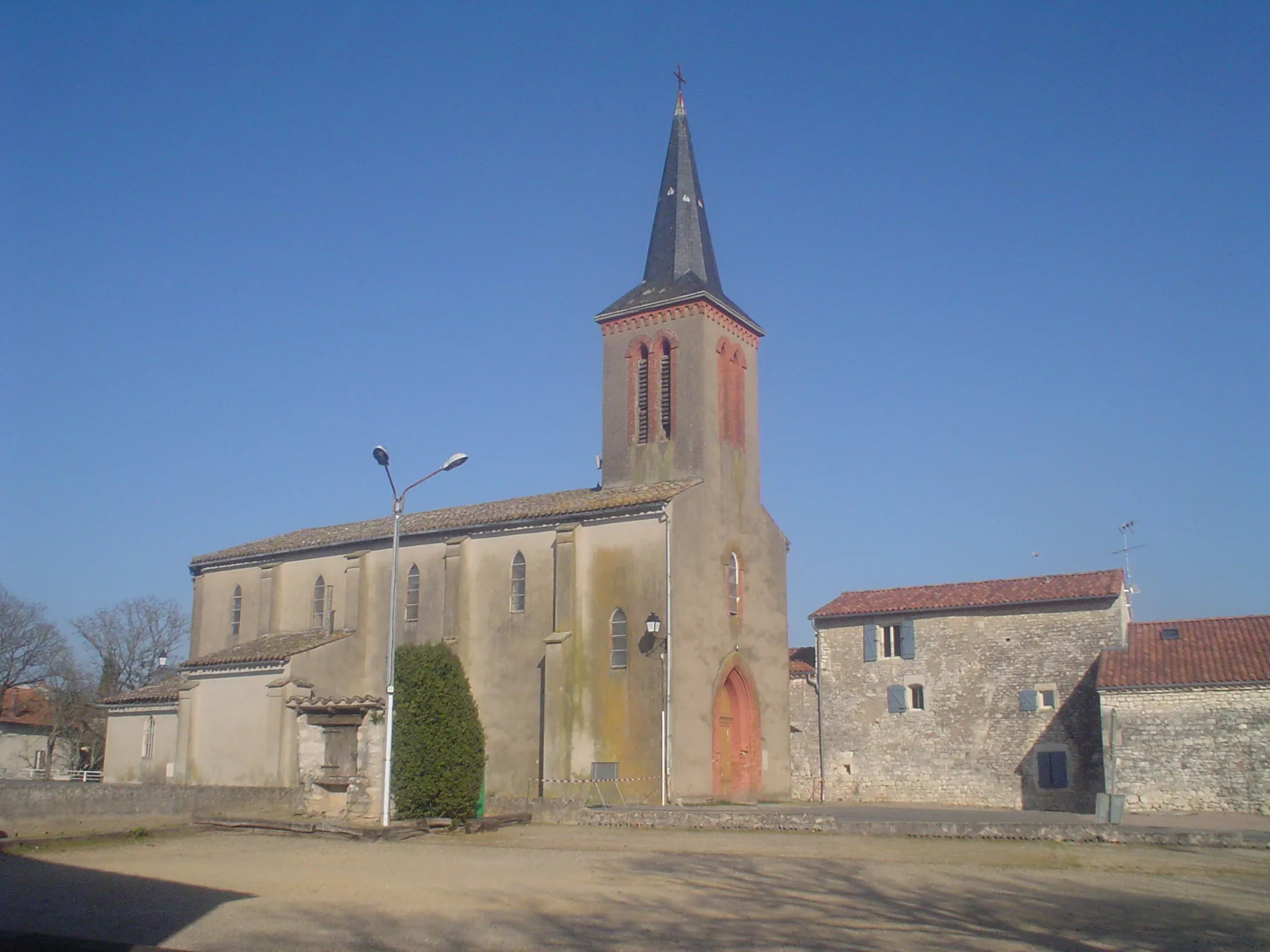 Photo showing: Église de Taïx