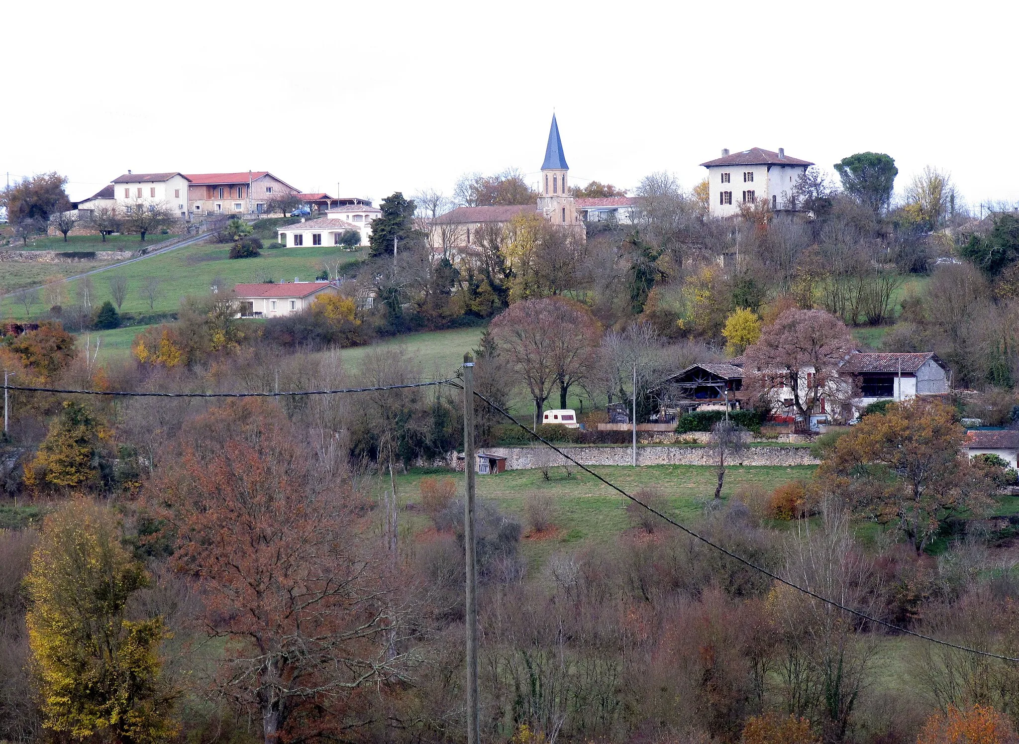 Photo showing: Village de Laffite-Toupière (Haute-Garonne) en novembre 2021