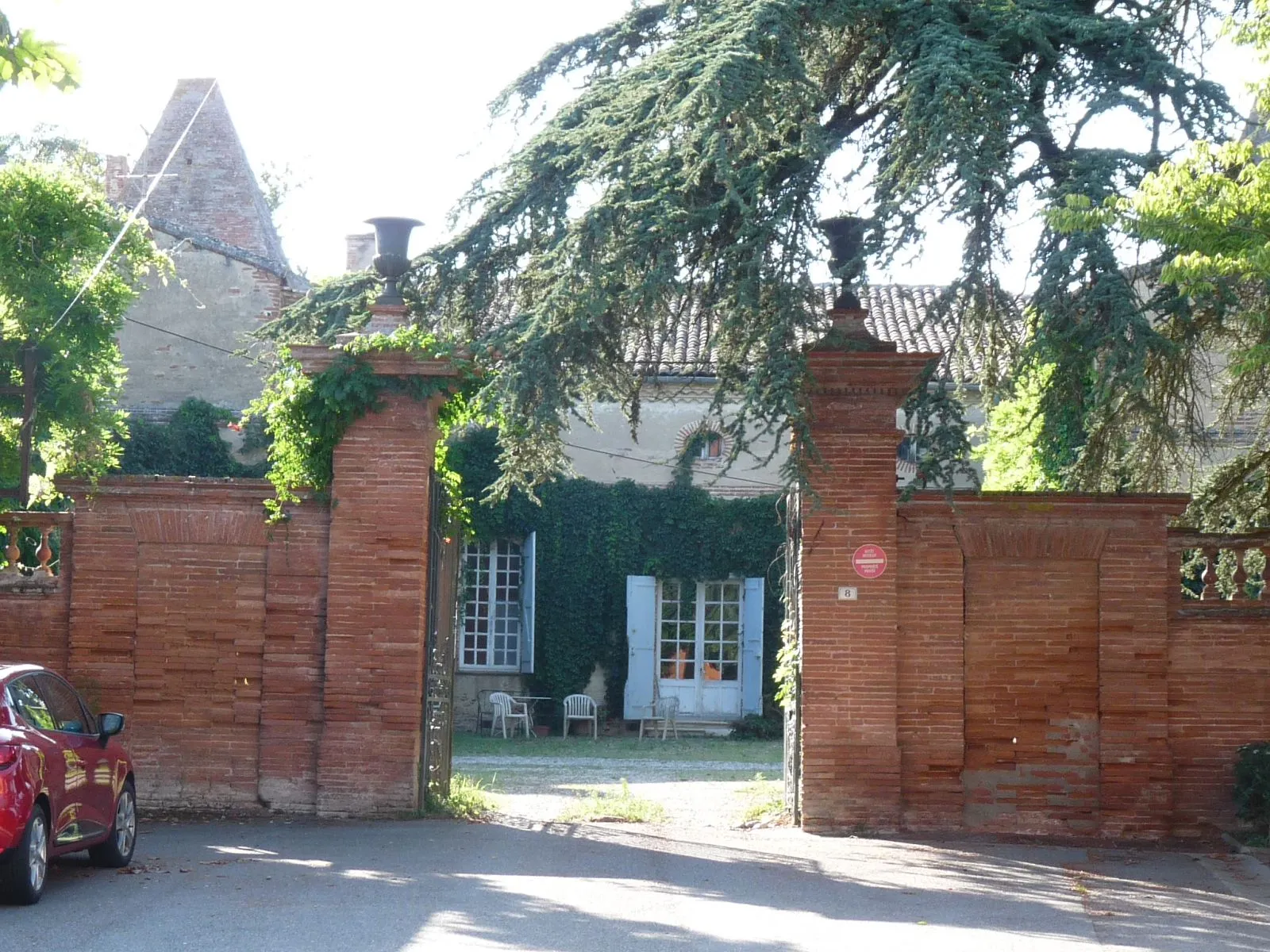 Photo showing: Château d'Auragne, Haute-Garonne, France