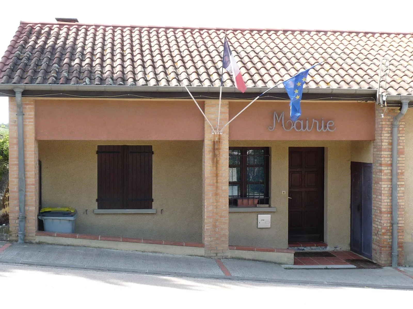 Photo showing: Mairie de Belbèze-de-Lauragais, Haute-Garonne, France