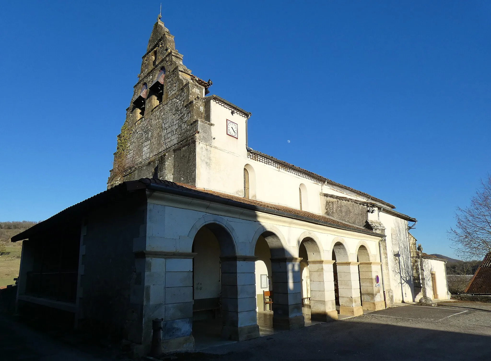 Photo showing: Église de Cérizols (Ariège) - entrée