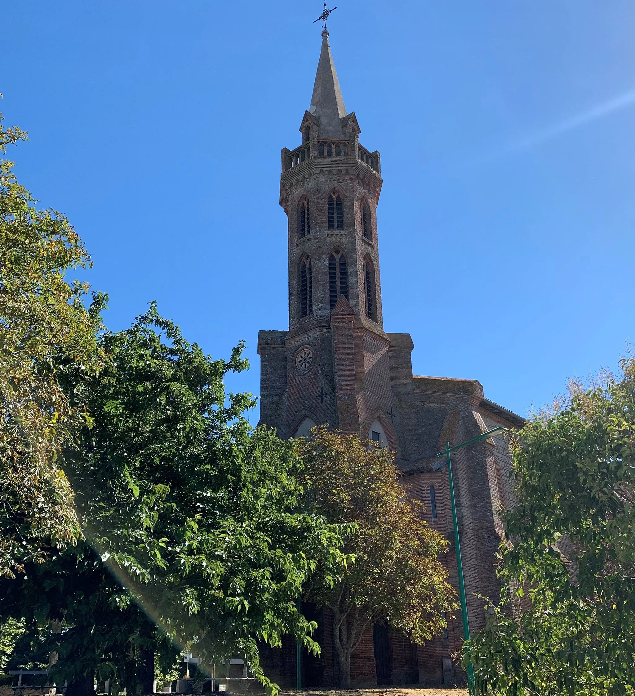 Photo showing: Église Saint-Pierre de Caubiac en Haute-Garonne, France