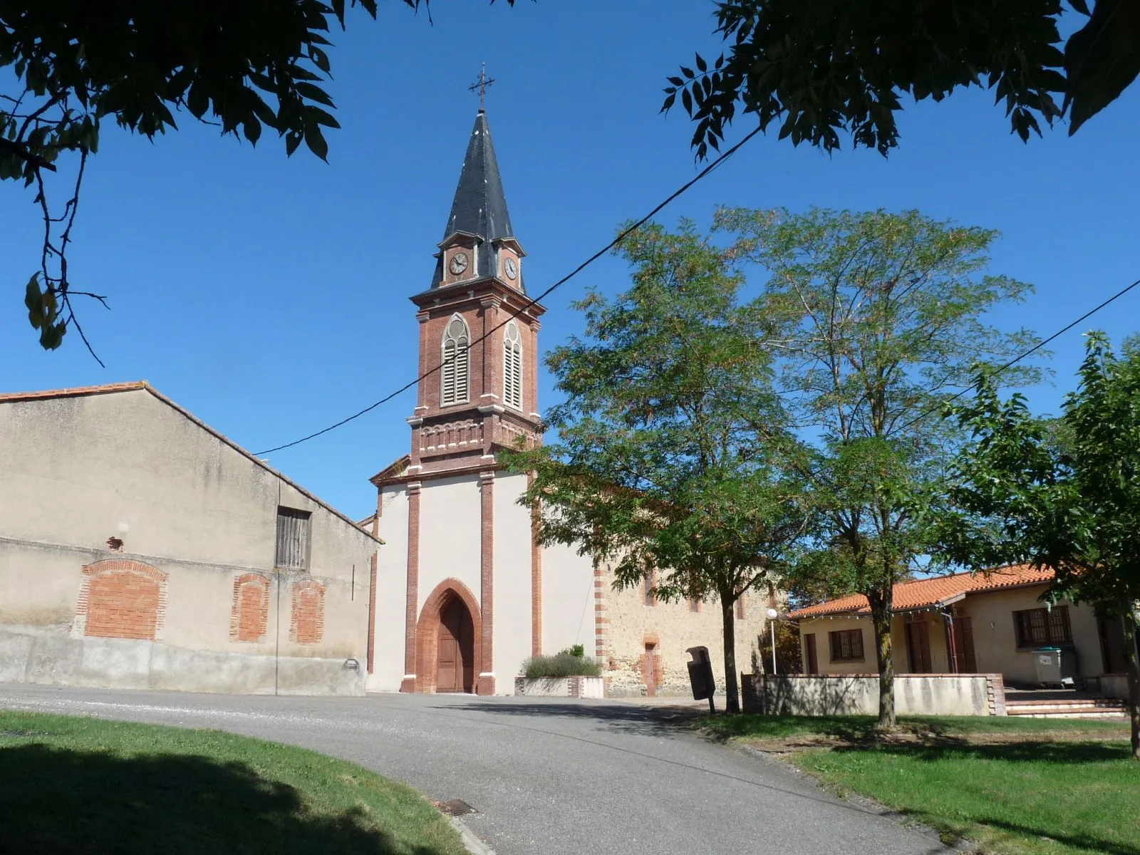 Photo showing: Eglise de Cessales, Haute-Garonne, France