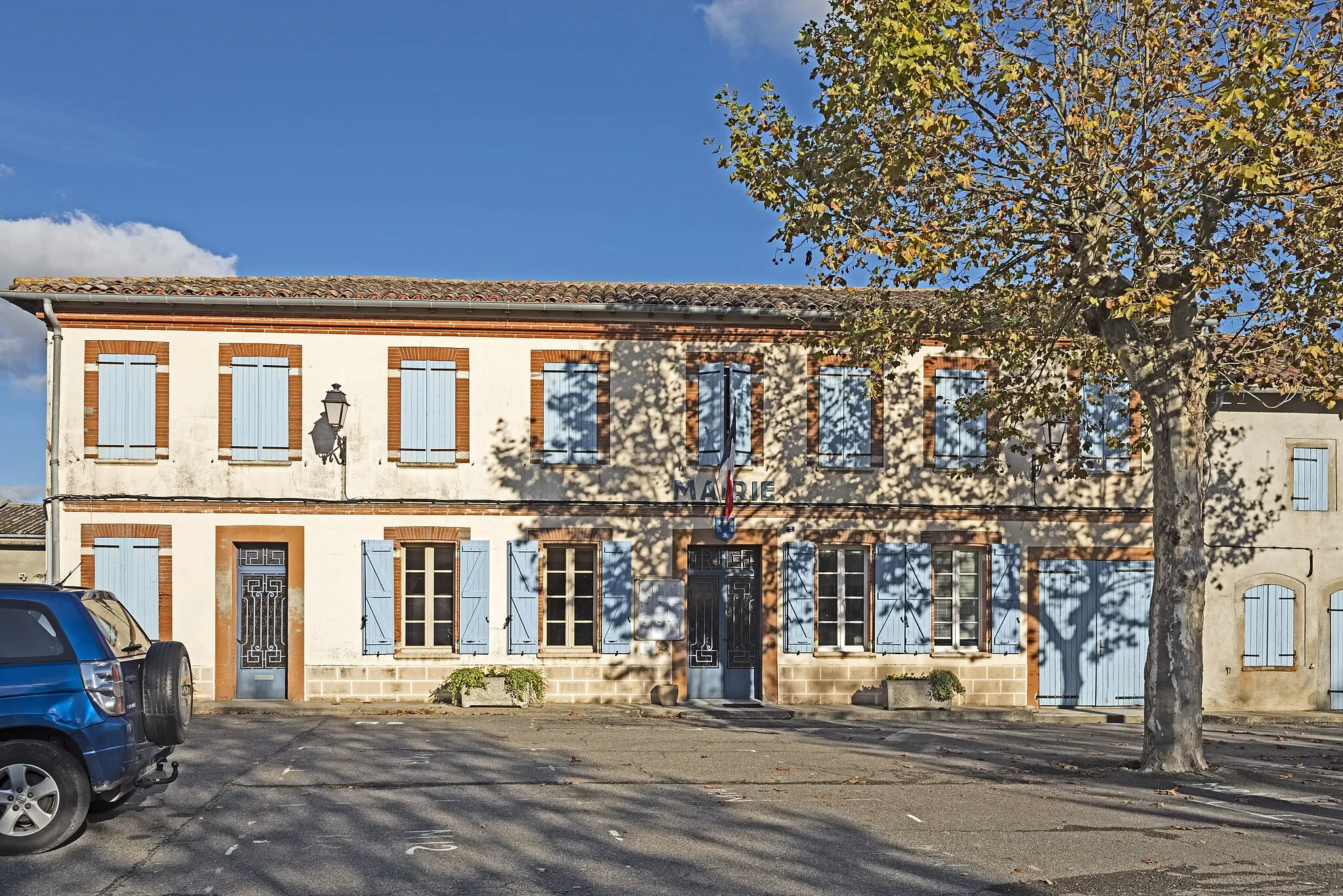 Photo showing: Town hall of Daux, Haute-Garonne France