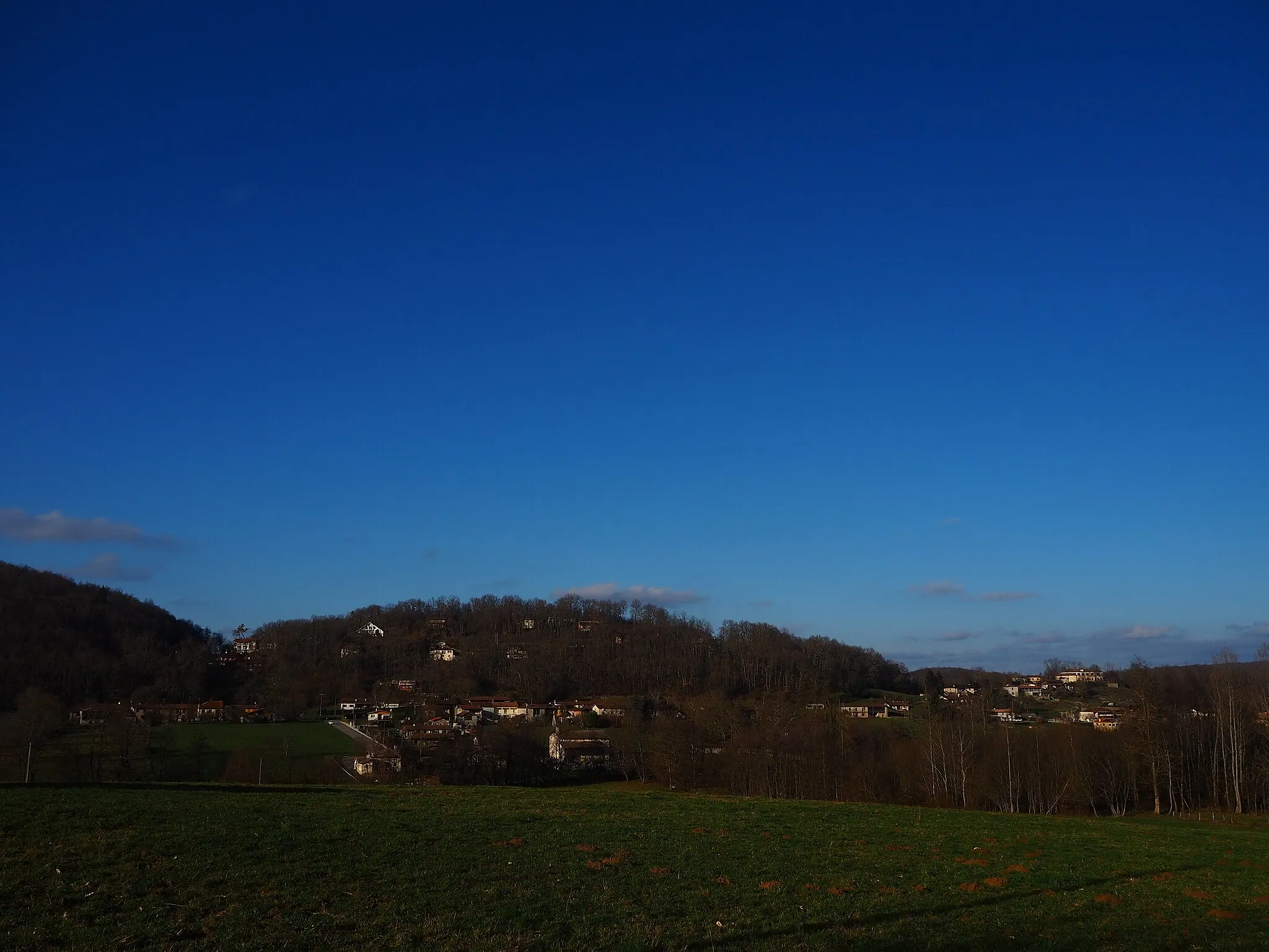 Photo showing: Overview of Couret