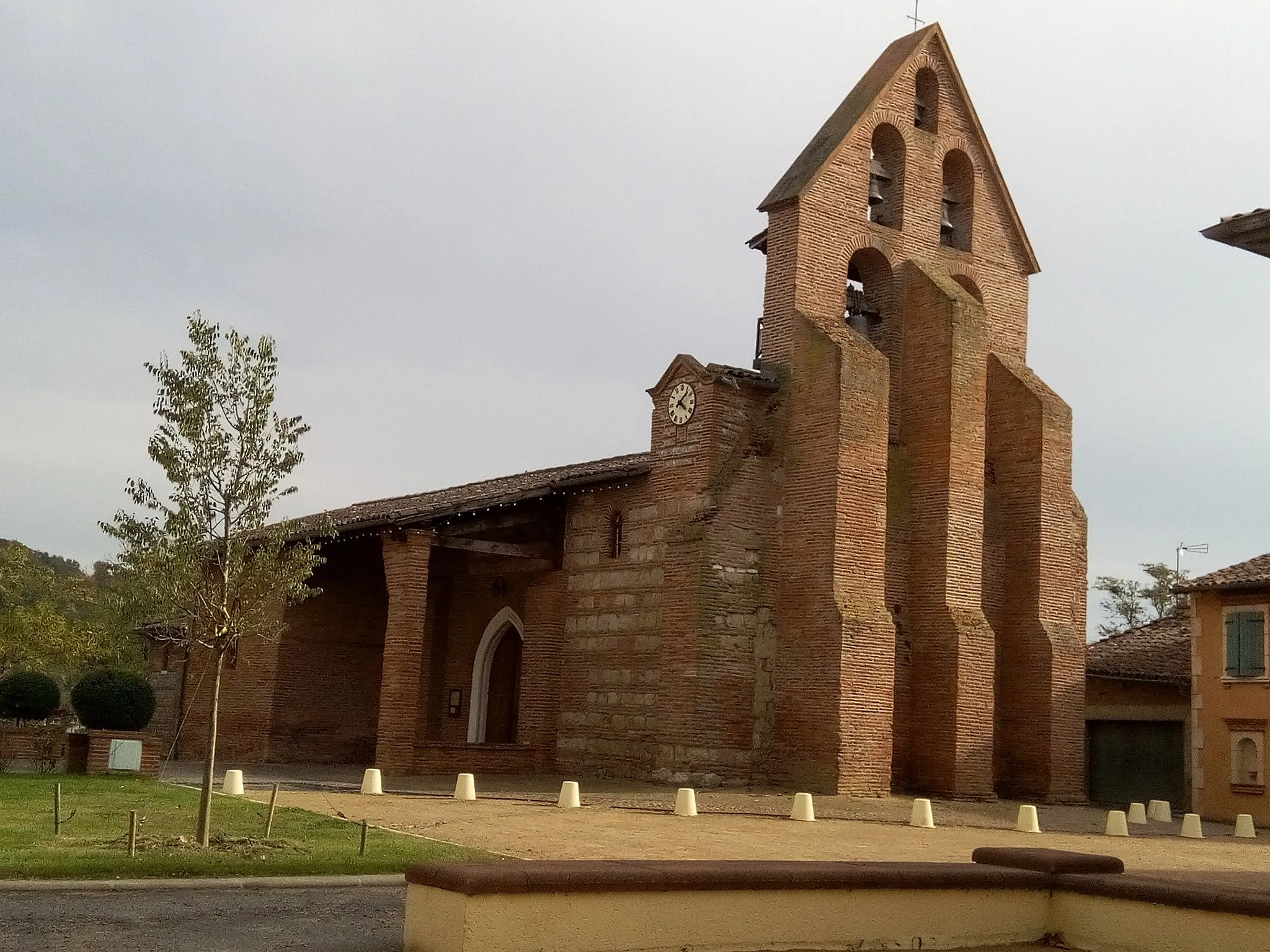 Photo showing: Église du Fauga