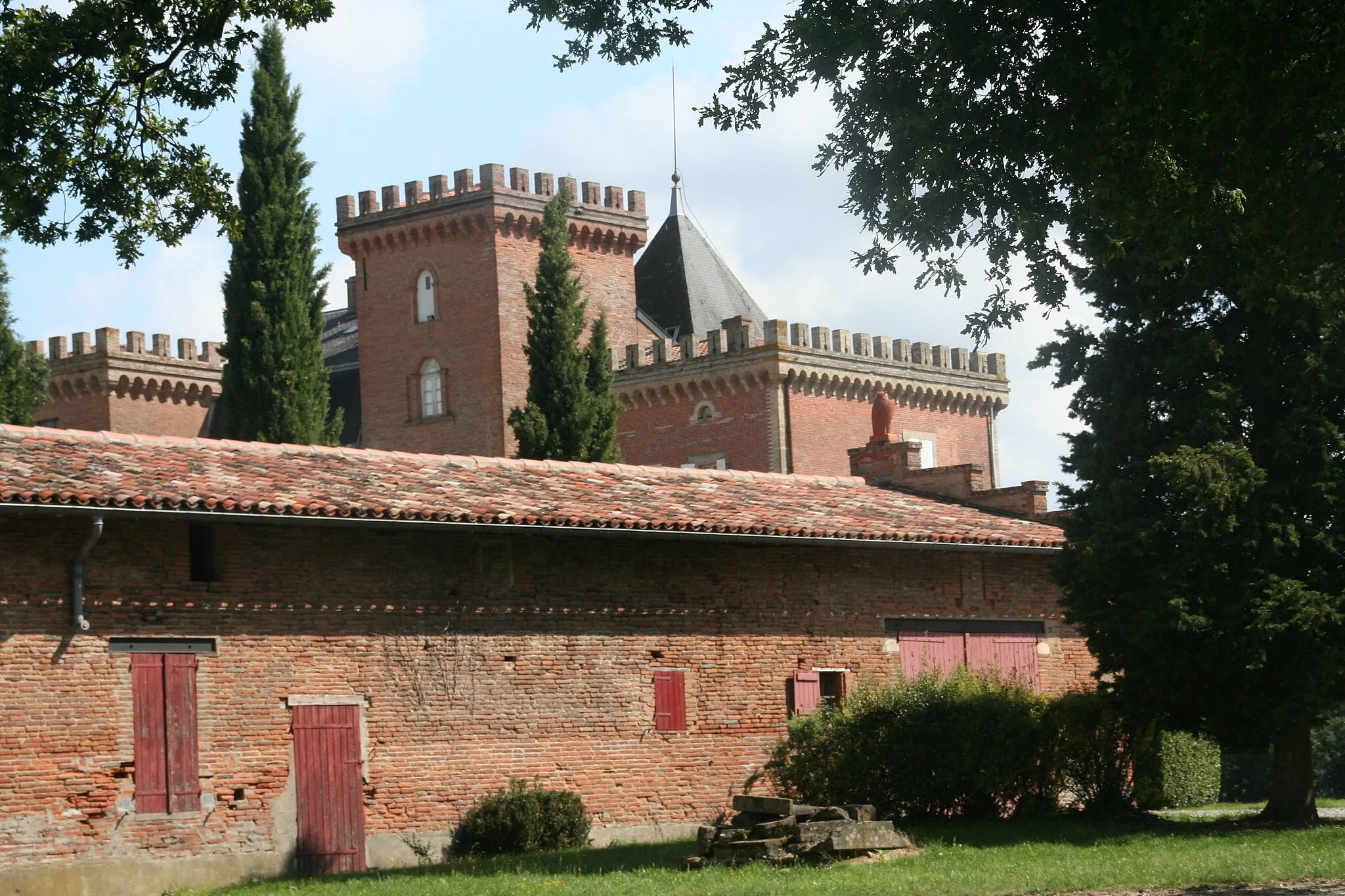 Photo showing: Le château de Mondouzil