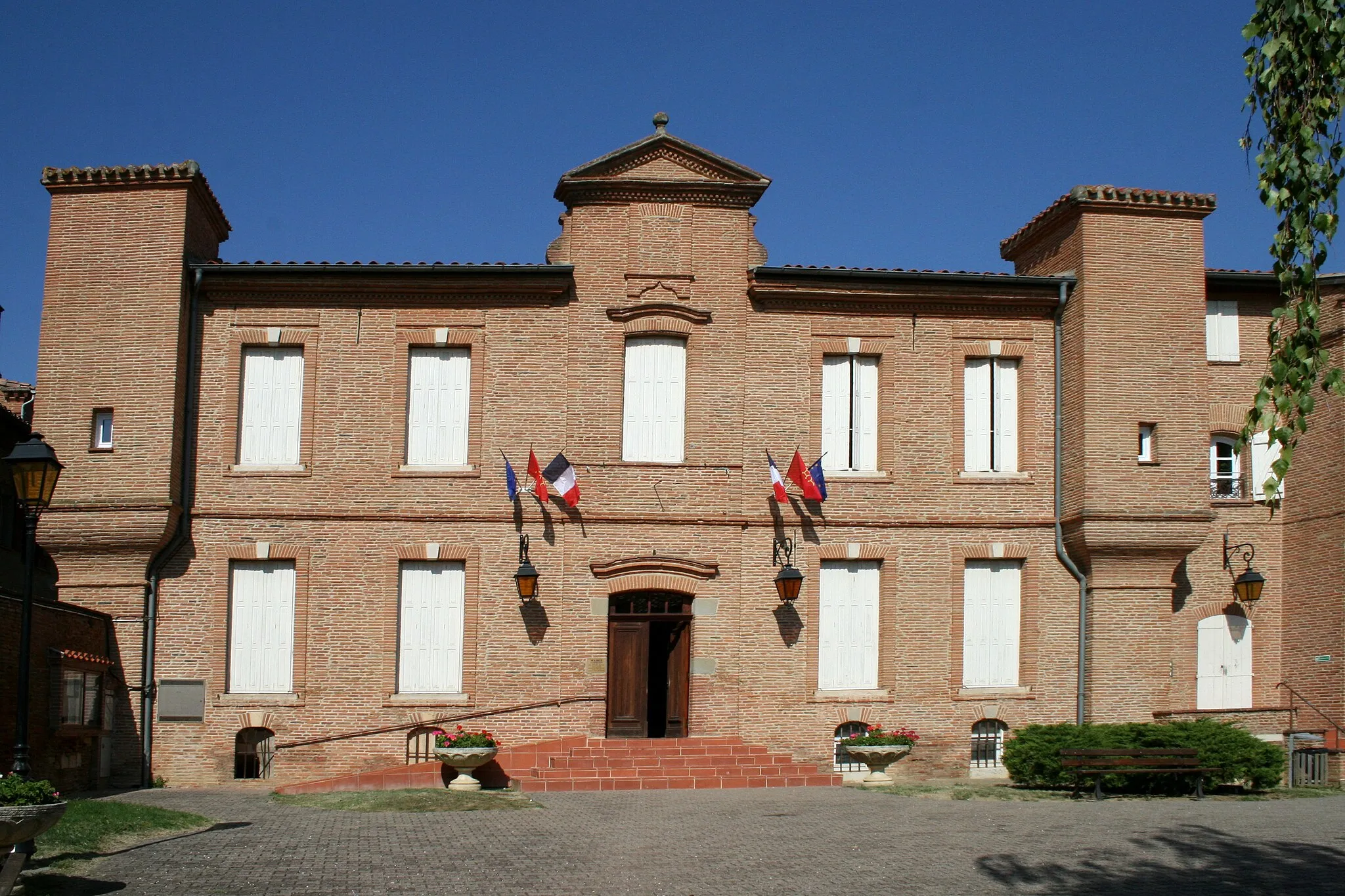 Photo showing: Mairie de Montesquieu-Lauragais