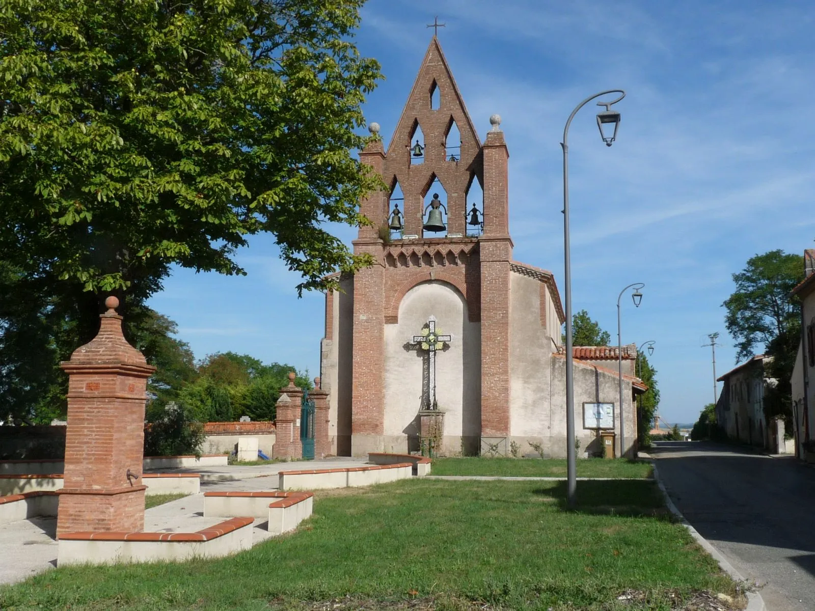 Photo showing: Eglise de Montclar-Lauragais, Haute-Garonne, France