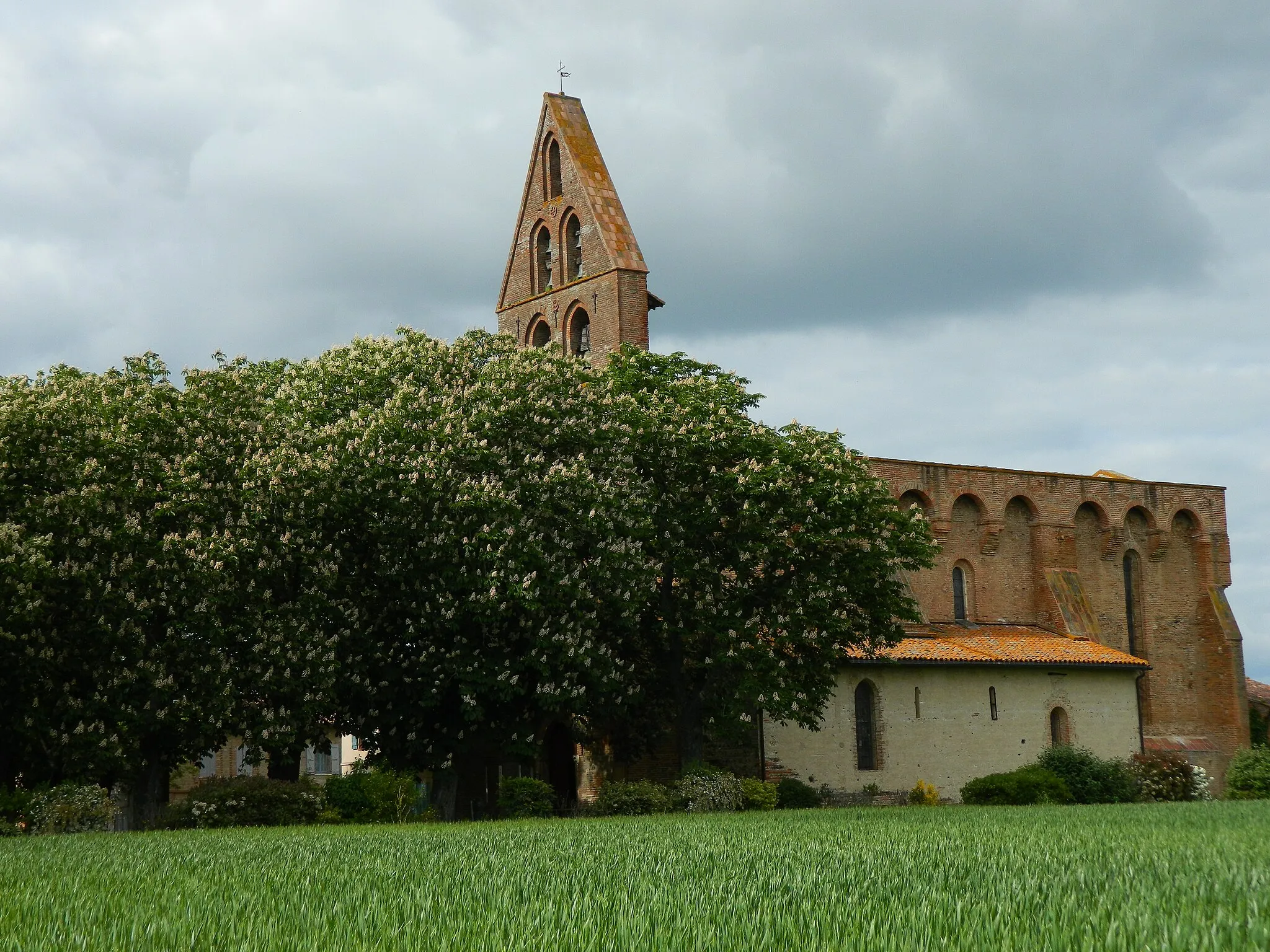 Photo showing: Church of Poucharramet