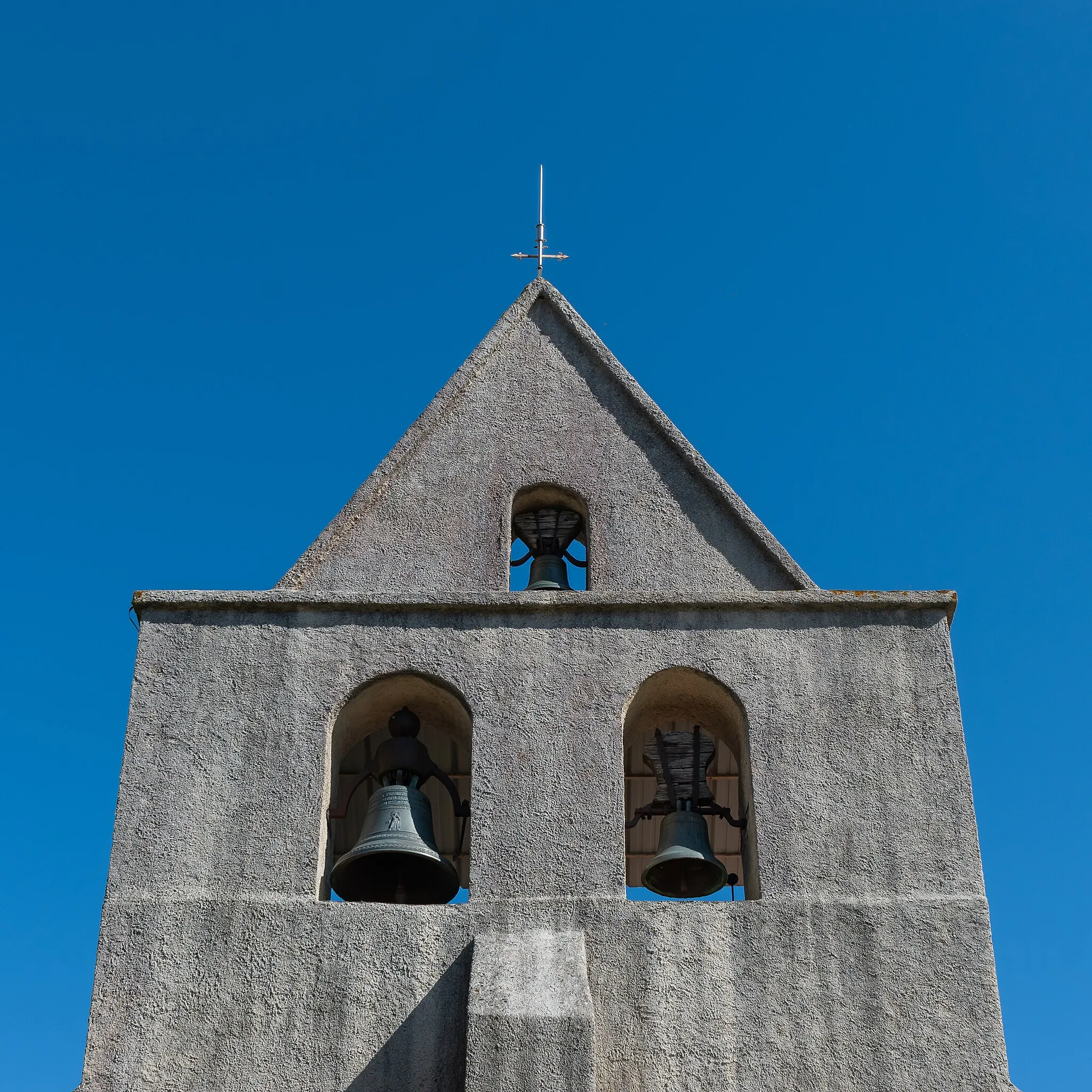 Photo showing: Bell tower of the Saint Exuperius of Toulouse church in Polastron, Haute-Garonne, France