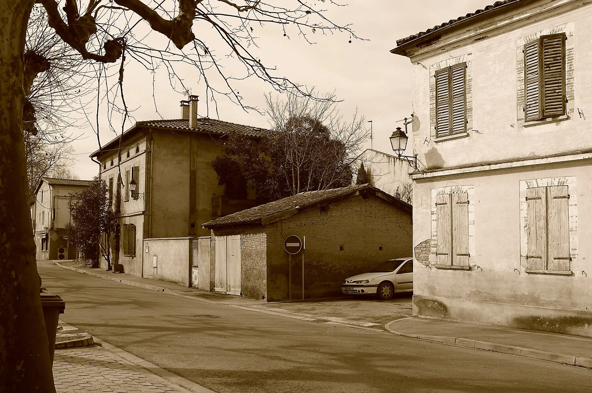 Photo showing: Saint-Paul-sur-Save (Haute-Garonne, France) - Route de Grenade.