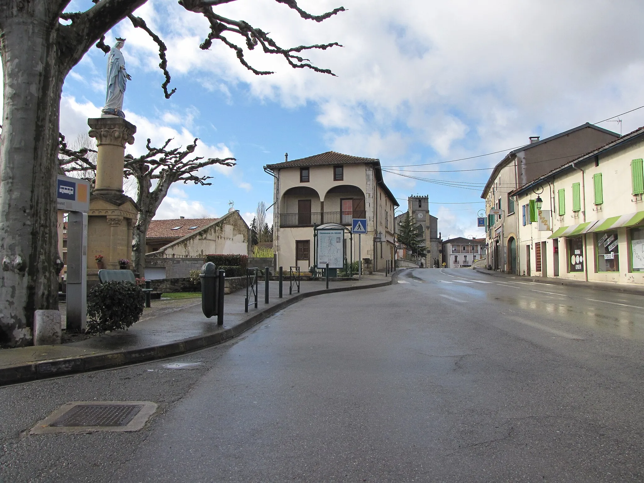 Photo showing: Avenue du Couserans à Mane (Haute-Garonne, France)