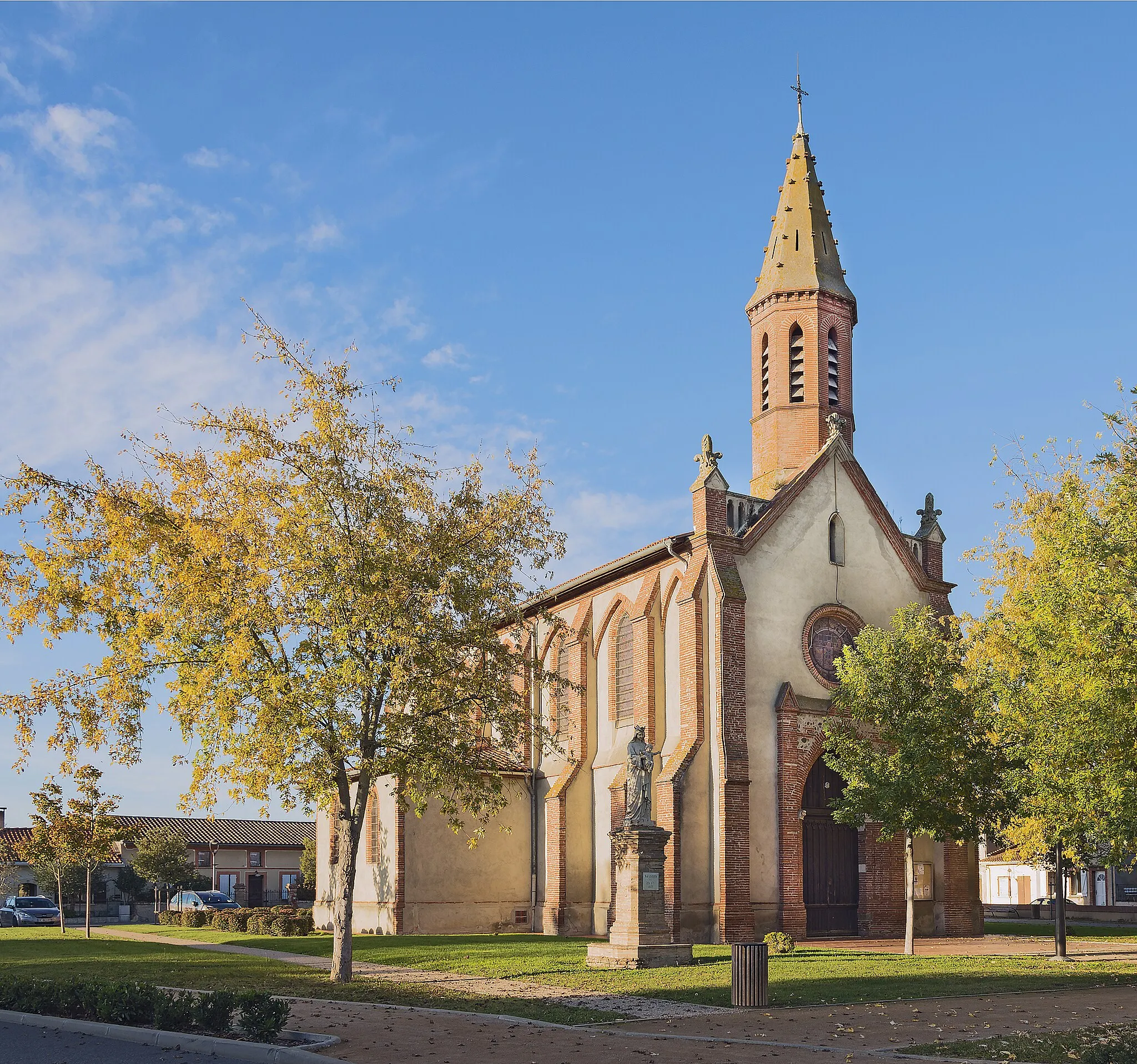 Photo showing: Church Sainte-Blandine of Seilh, Haute-Garonne France