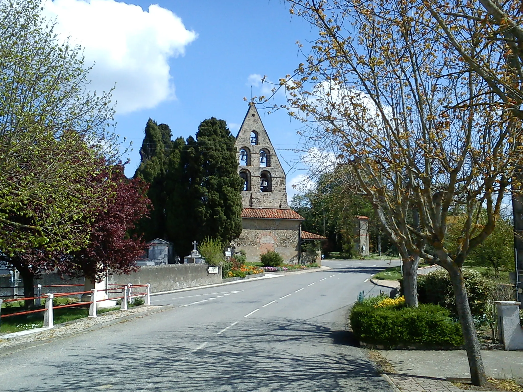 Photo showing: Église de Samouillan