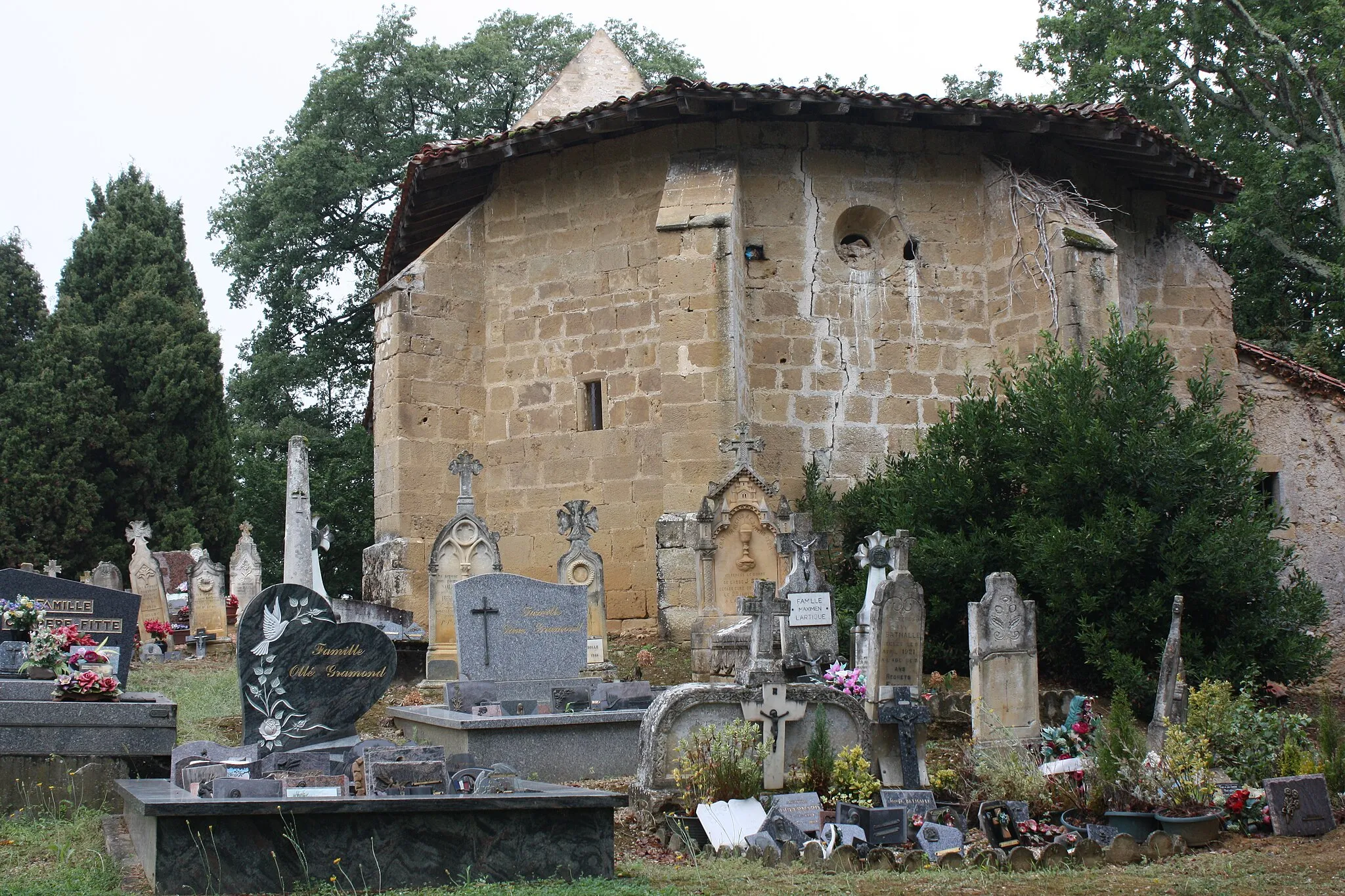 Photo showing: Sarremezan - Chapelle Saint-Julien
Abside