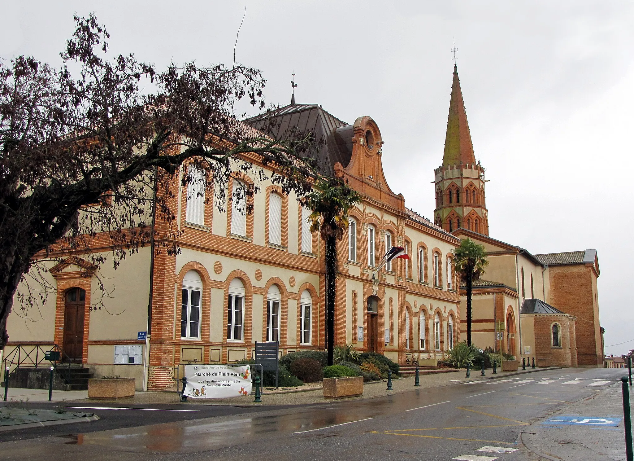 Photo showing: Sainte-Foy-de-Peyrolières