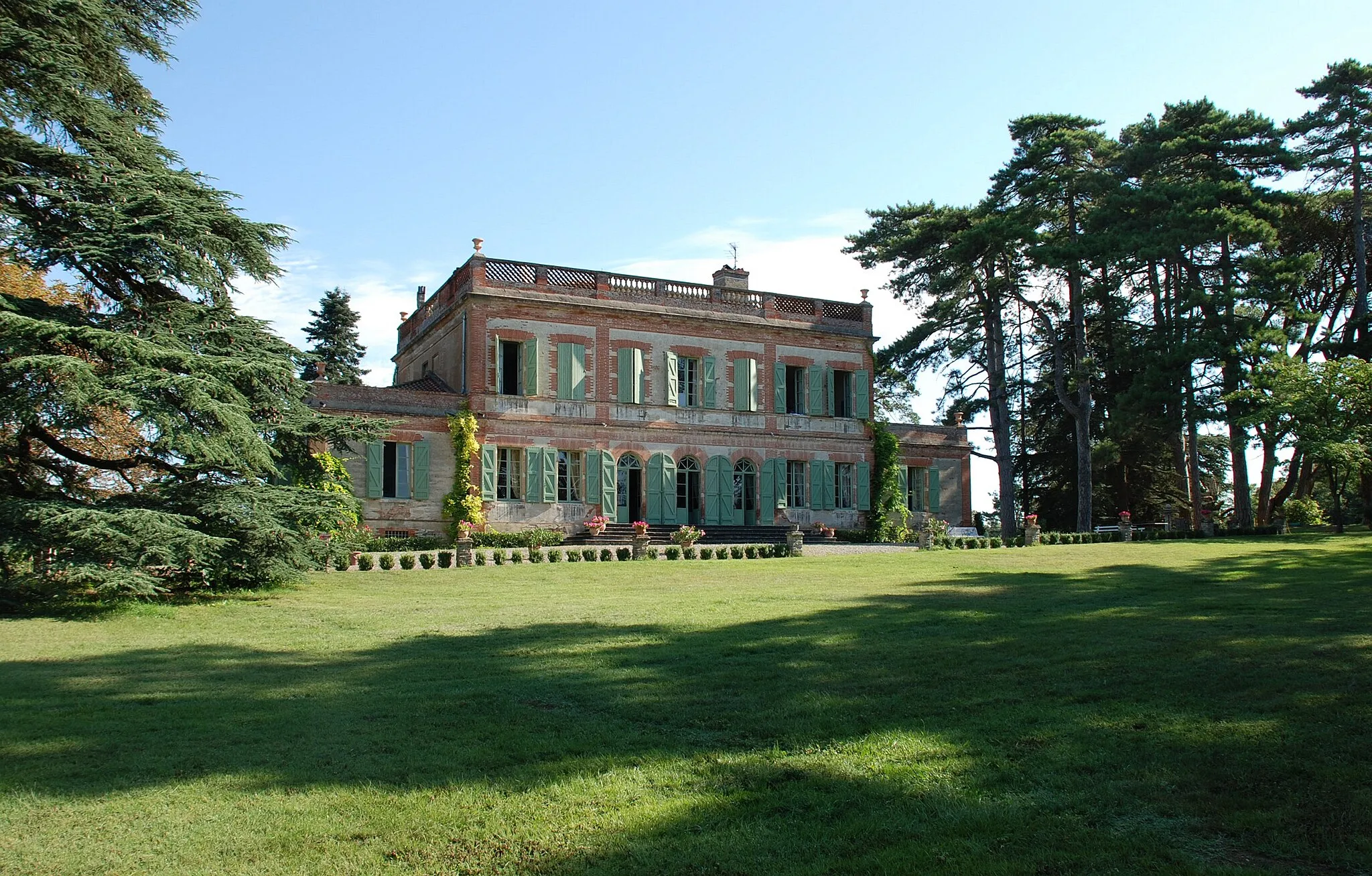 Photo showing: Arquier castle  (Château d'Arquier) in Vigoulet-Auzil, Haute Garonne (France. Property  of descendants of Joseph Ducuing, famous surgeon from Toulouse, who lived in this residency.