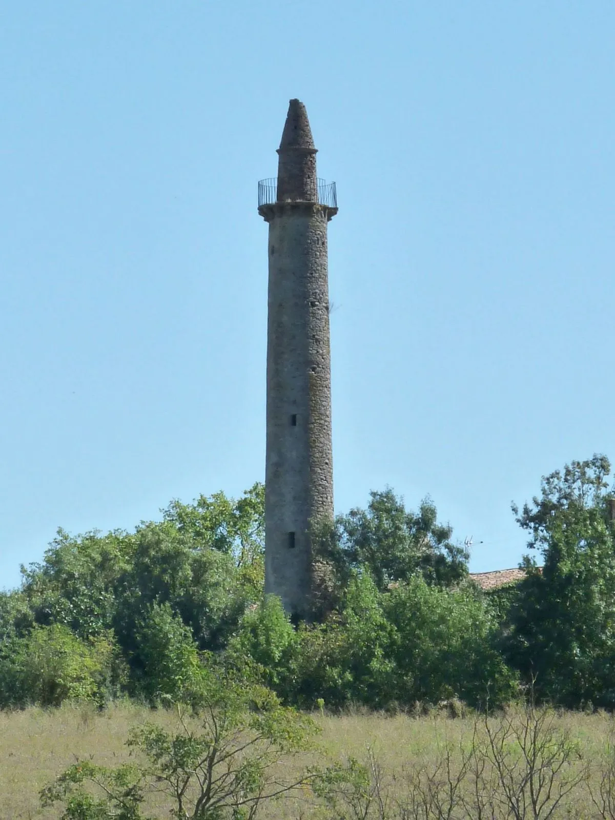 Photo showing: Colonne, Tour de Rigaud, Trébons-sur-la-Grasse, Haute-Garonne, France