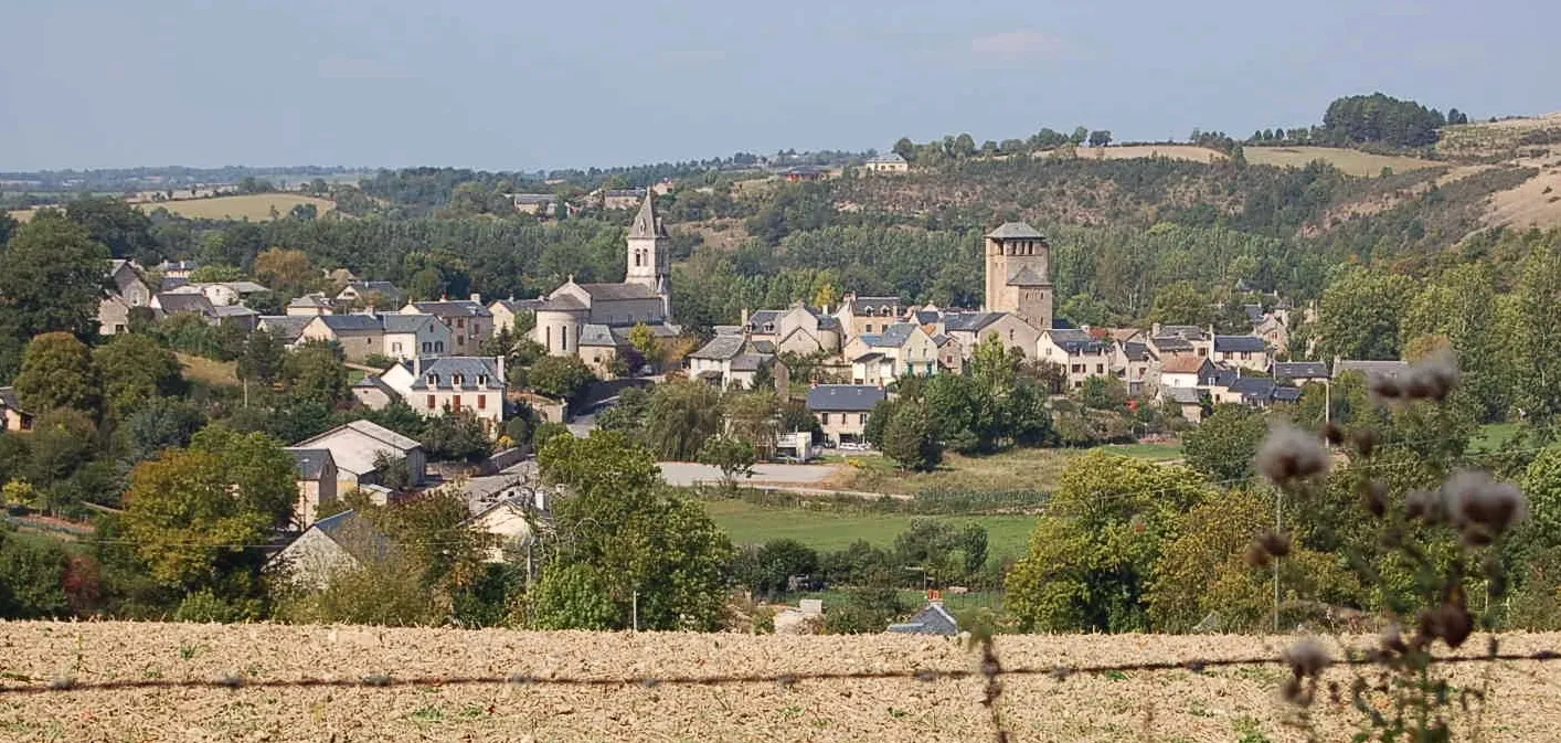 Photo showing: Dorfpanorama von Coussergues, Aveyron, Südfrankreich