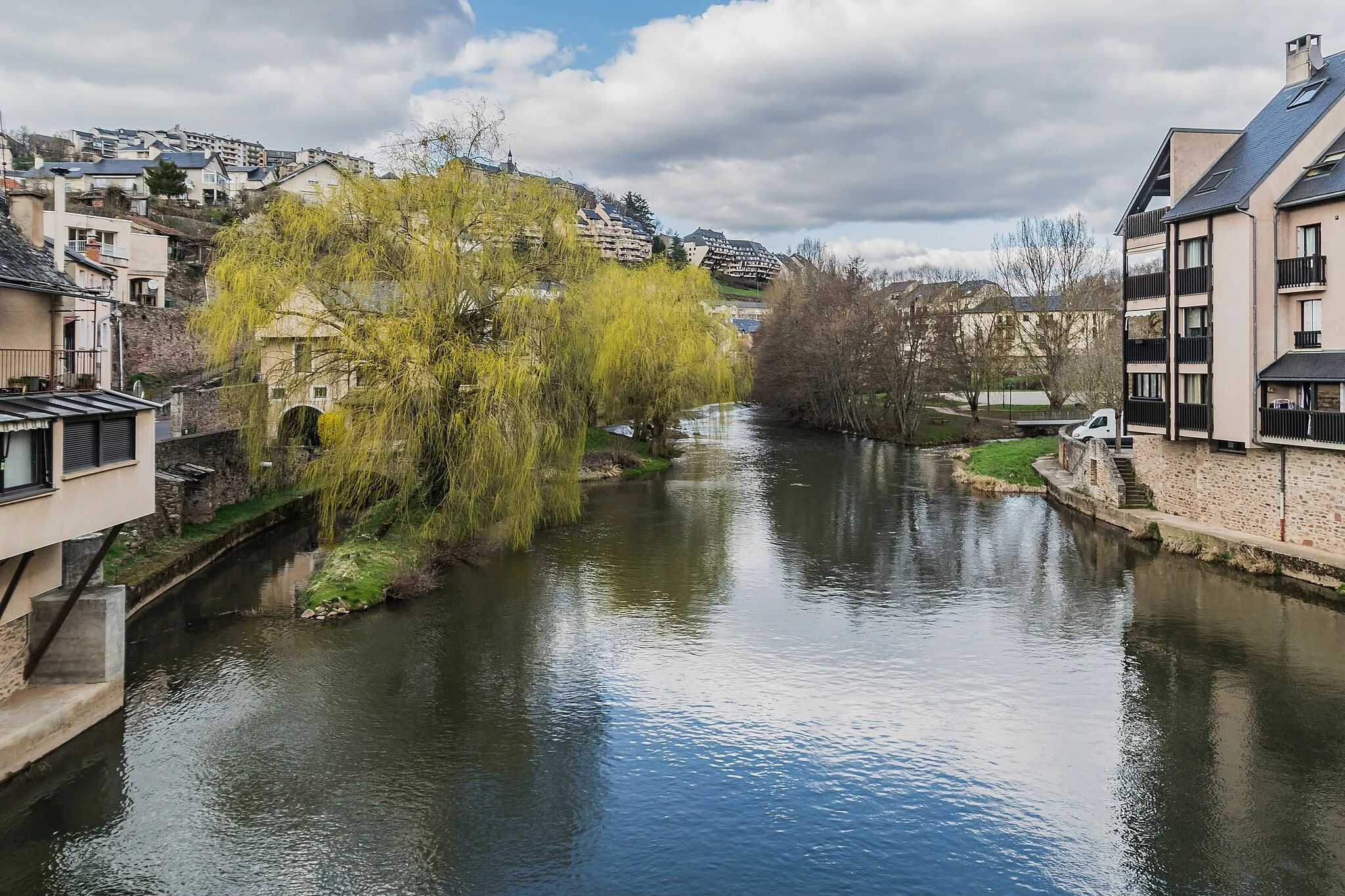 Photo showing: Aveyron River in Le Monastère, Aveyron, France