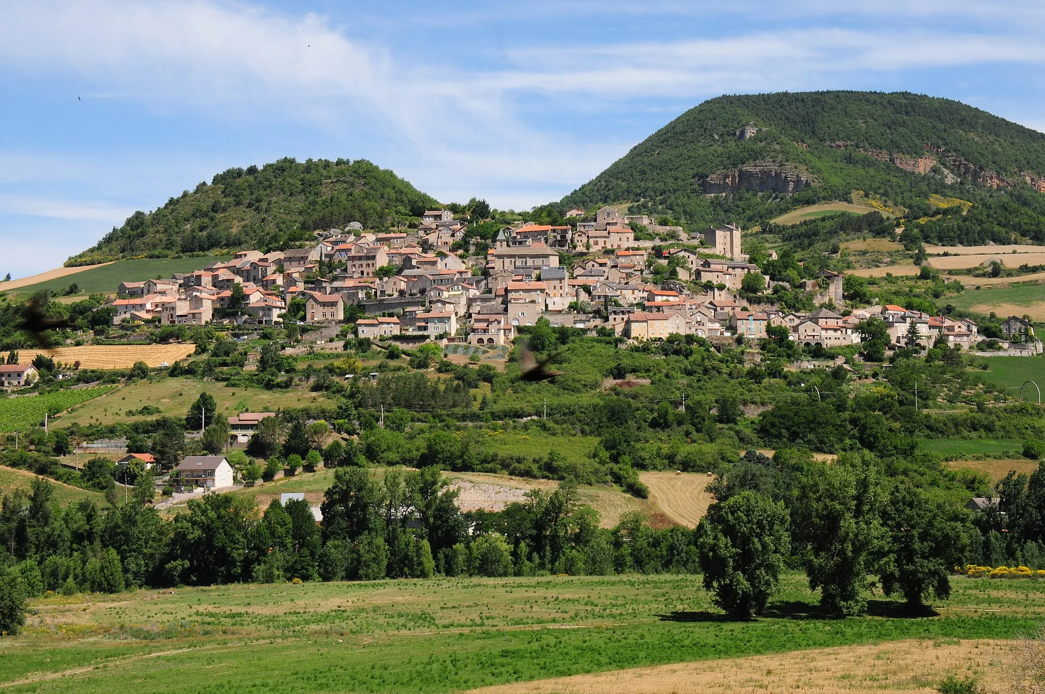 Photo showing: Panoramic view of Compeyre at the Tarn river valley