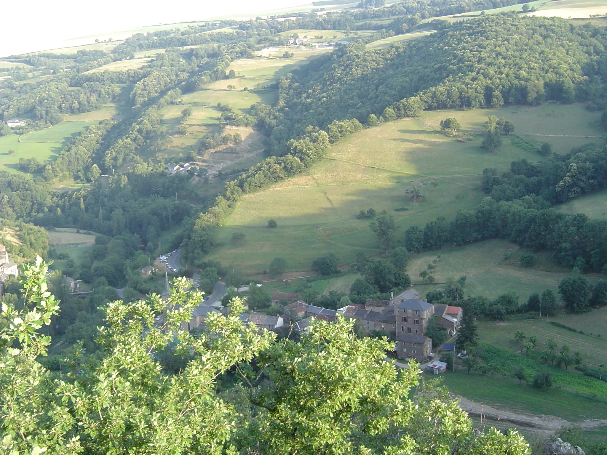 Photo showing: Photo de Balaguier sur Rance ("Balaguier le Gras") prise en juillet 2010 depuis la Route menant vers Miolles.