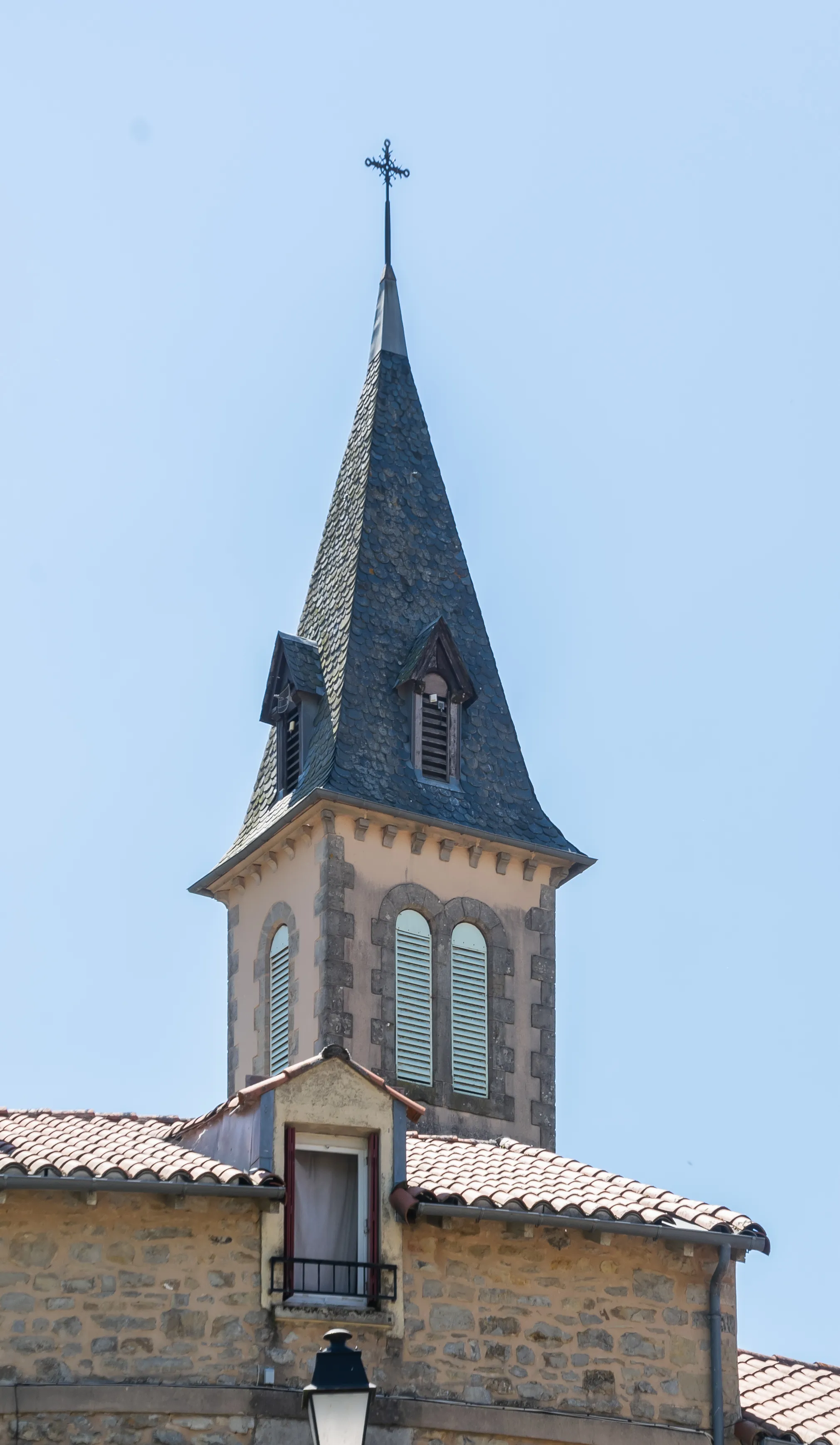 Photo showing: Bell tower of the Saint John the Baptist church in Saint-Jean-d'Alcapiès, Aveyron, France