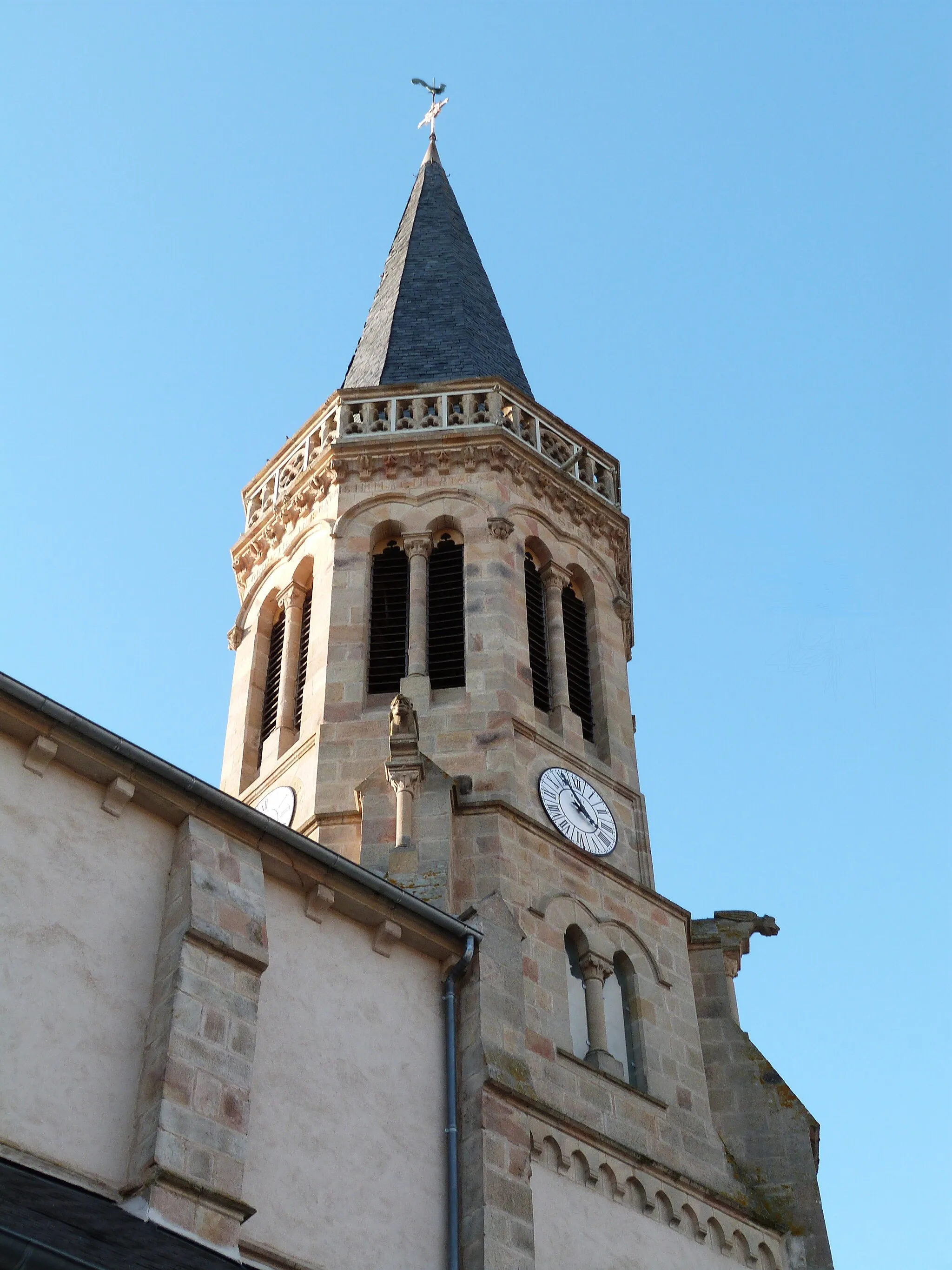 Photo showing: Clocher de l'église