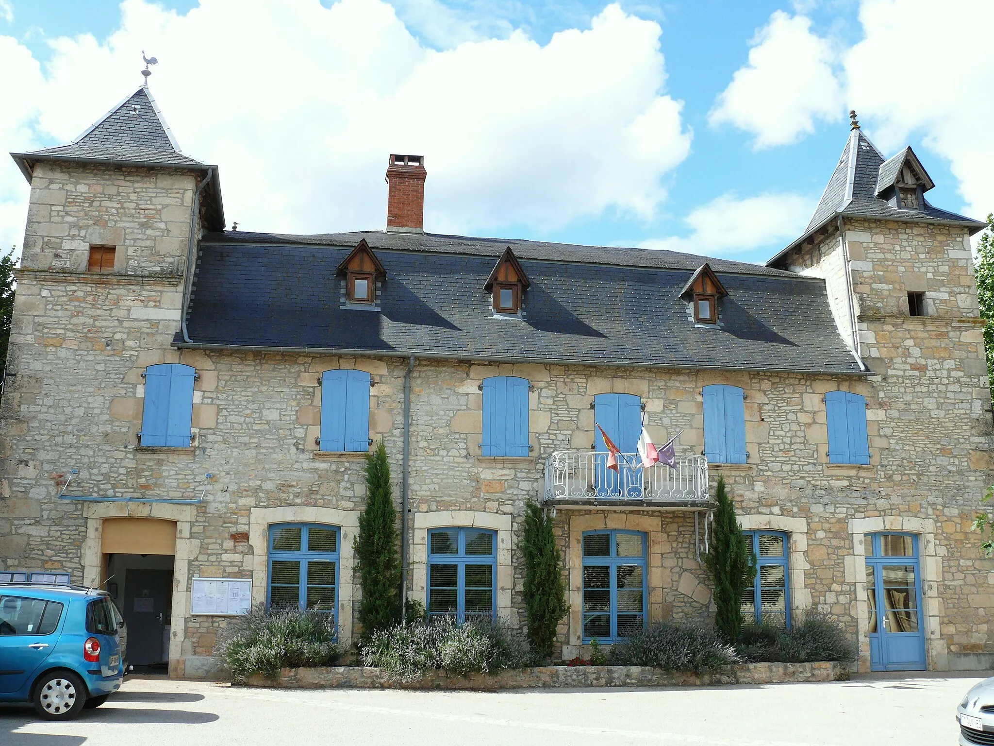 Photo showing: Assier - Mairie