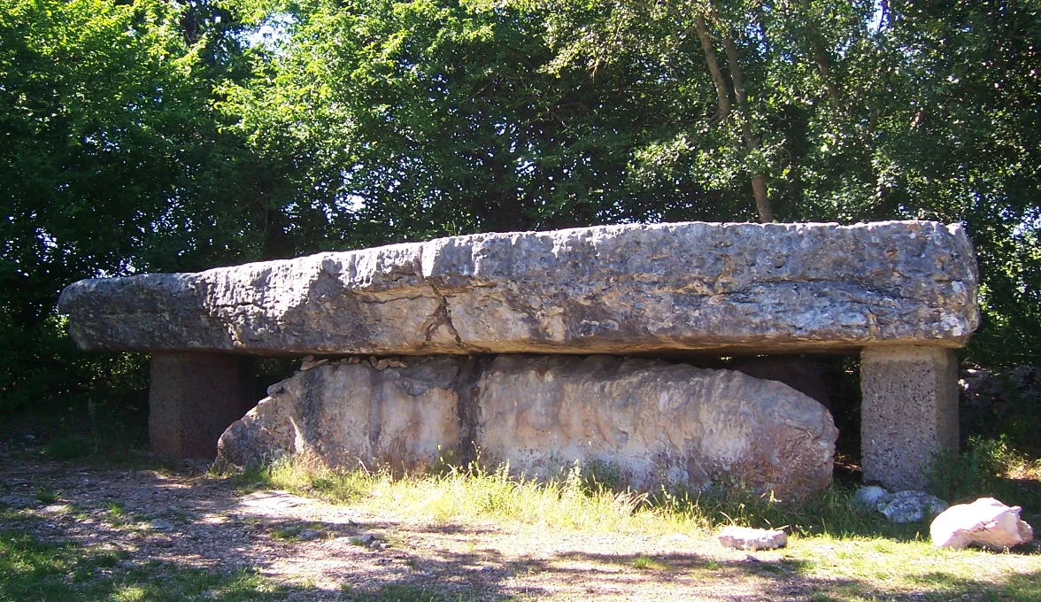 Photo showing: Dolmen de la Pierre Martine in Livernon (Lot - France)