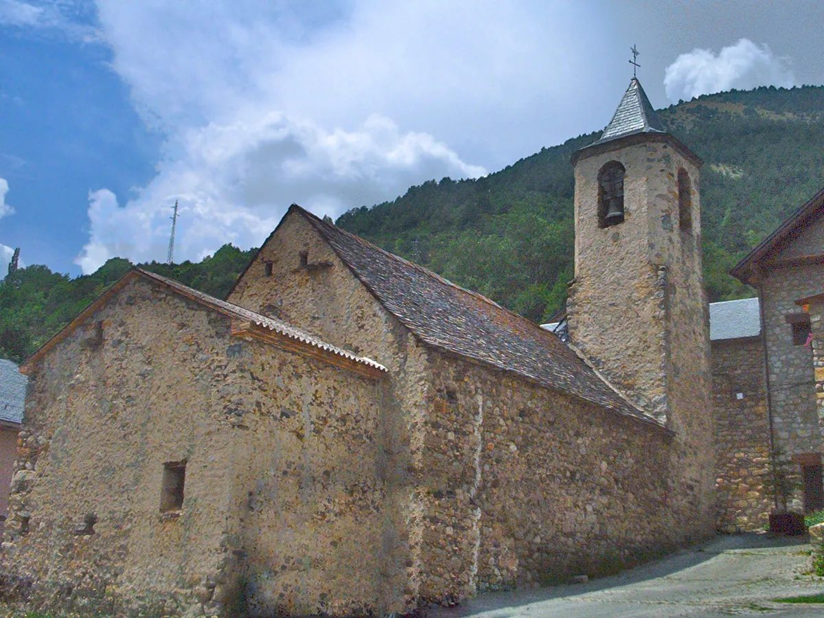 Photo showing: Aneto, vista posterior de l'església