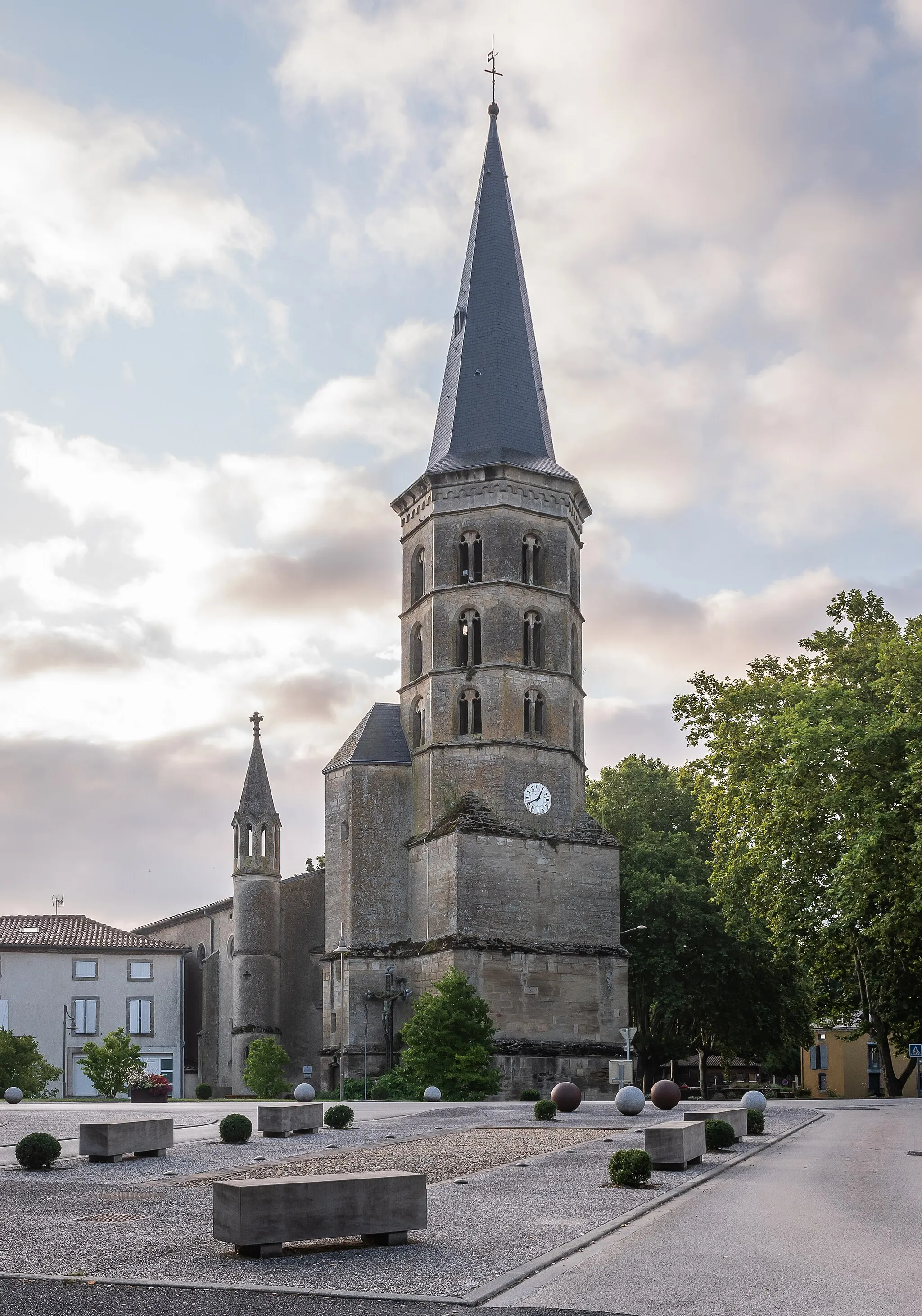 Photo showing: Saint Segolene church in Soual, Tarn, France