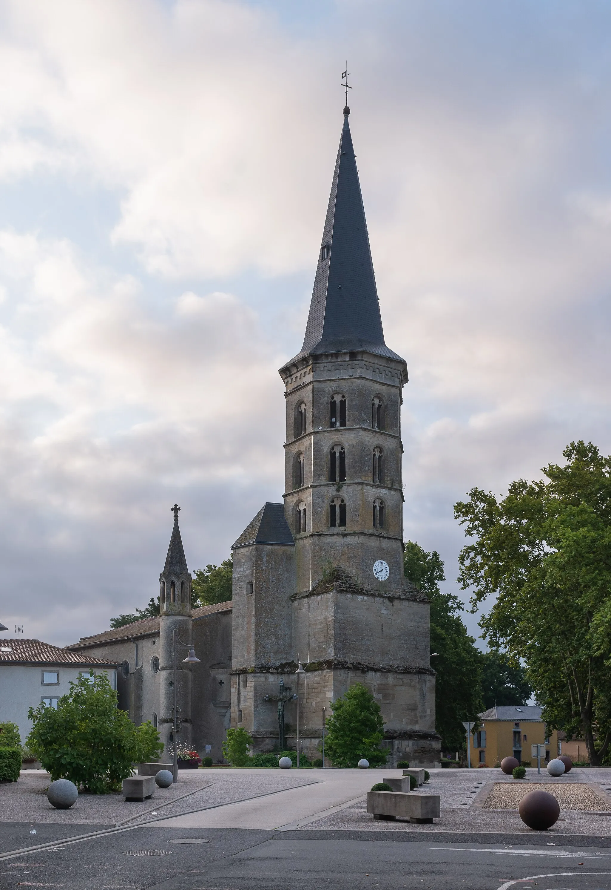 Photo showing: Saint Segolene church in Soual, Tarn, France