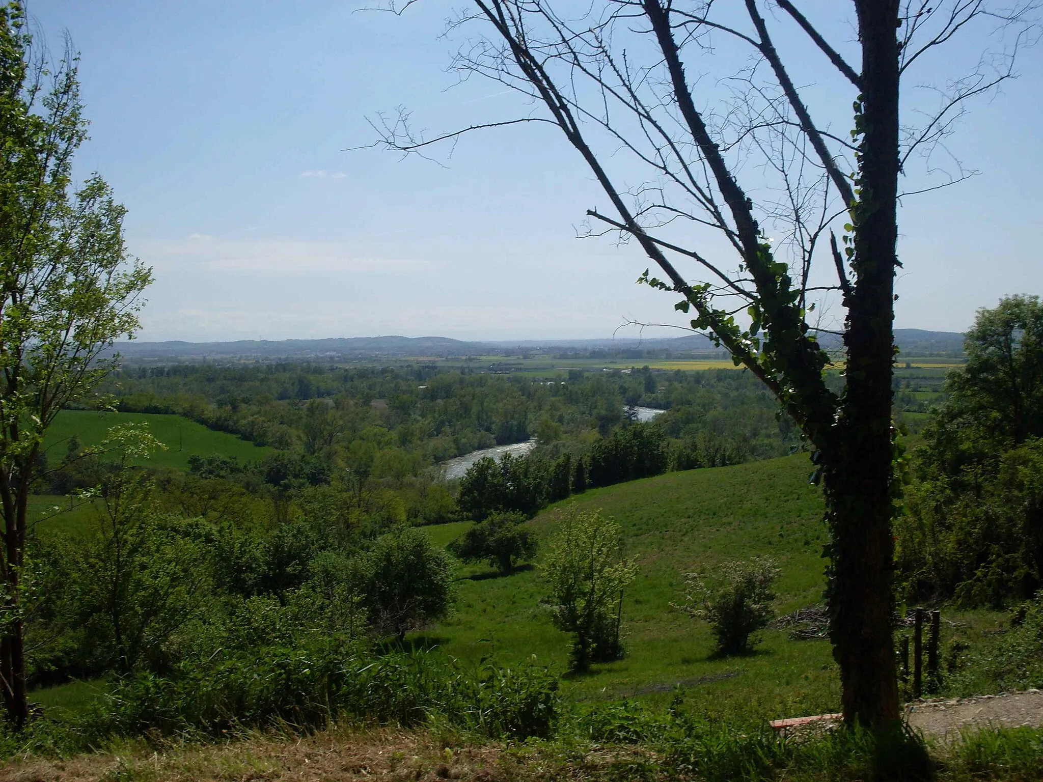 Photo showing: Clermont le Fort avec l'Ariège.