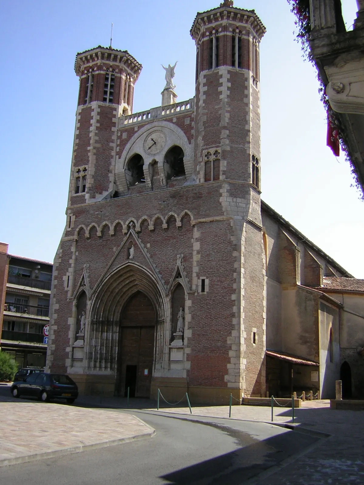 Photo showing: Église de l'Assomption de Cazères (Haute-Garonne, France).