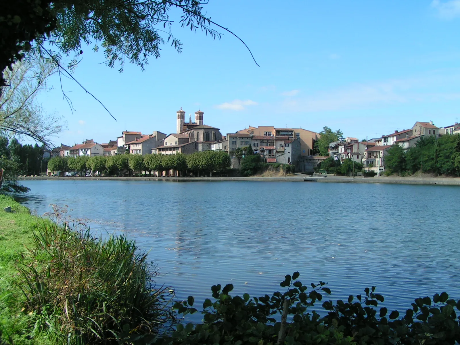 Photo showing: La Garonne à Cazères.