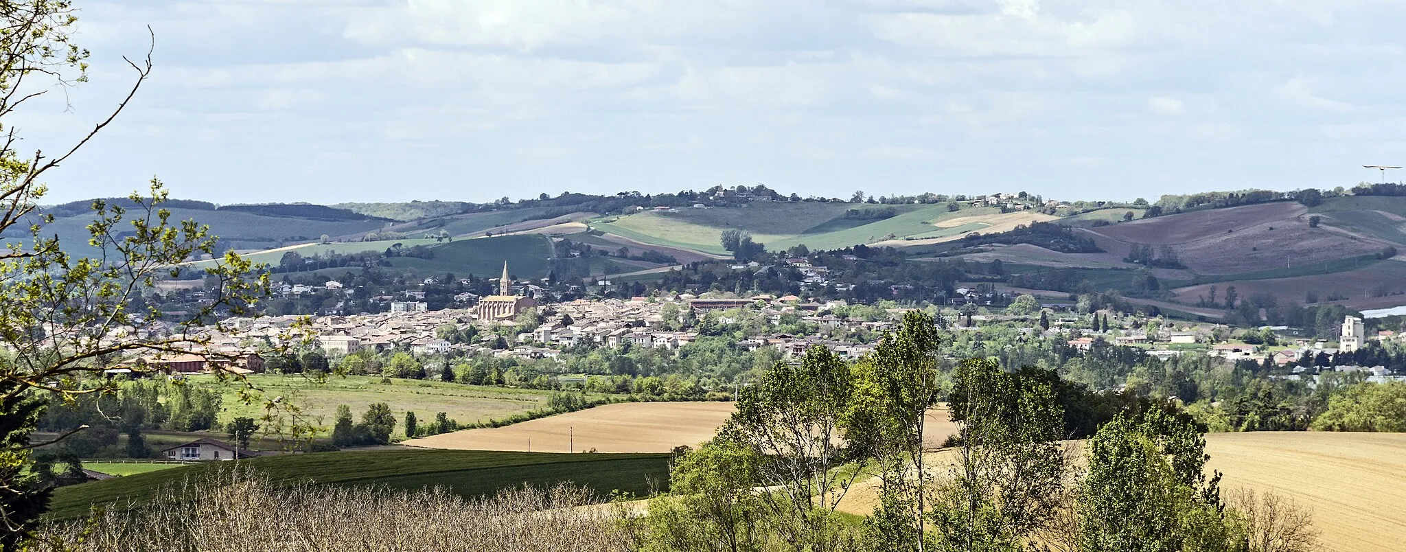 Photo showing: Beaumont-de-Lomagne