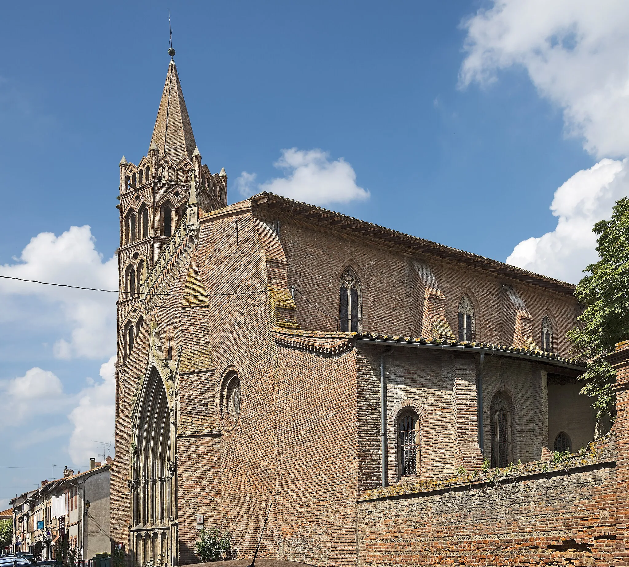 Photo showing: This building is classé au titre des monuments historiques de la France. It is indexed in the base Mérimée, a database of architectural heritage maintained by the French Ministry of Culture, under the reference PA00094350 .