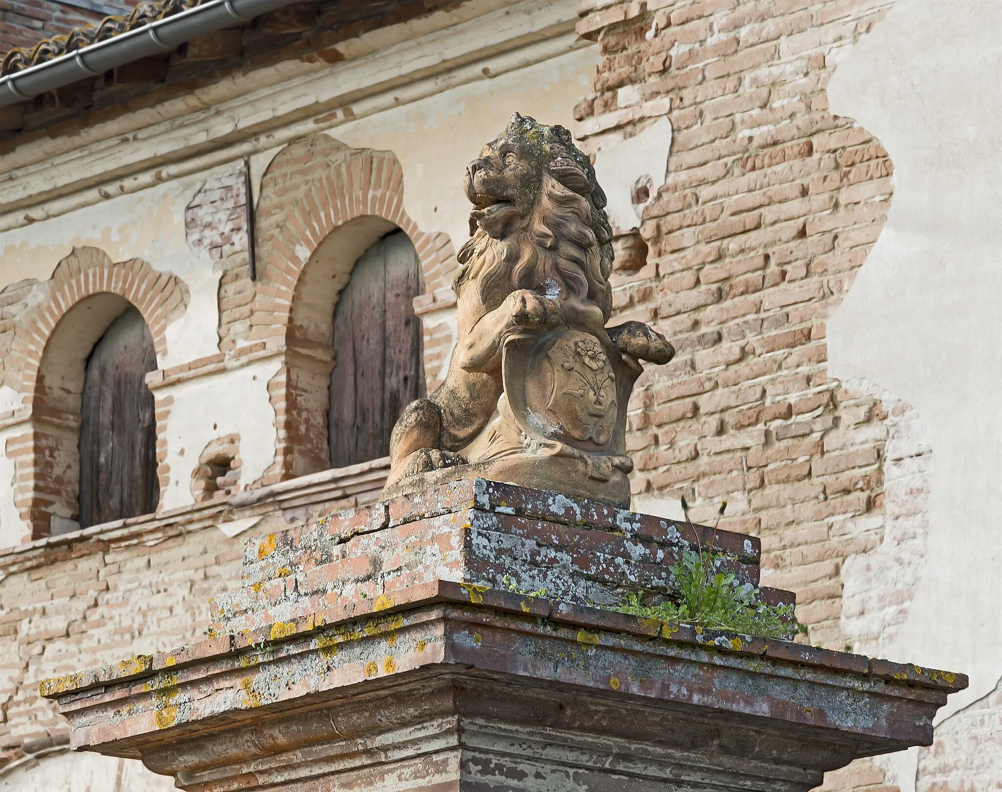 Photo showing: Lion Terracotta, from Auguste Virebent Launaguet.